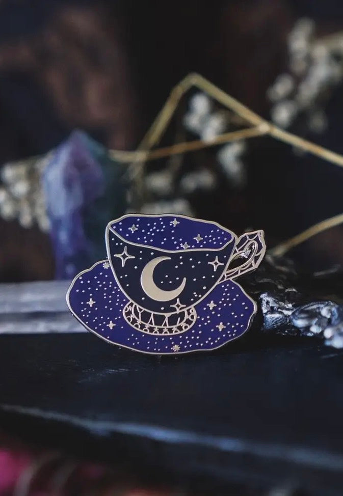 Lively Ghosts - Cup of Stars Purple - Pin