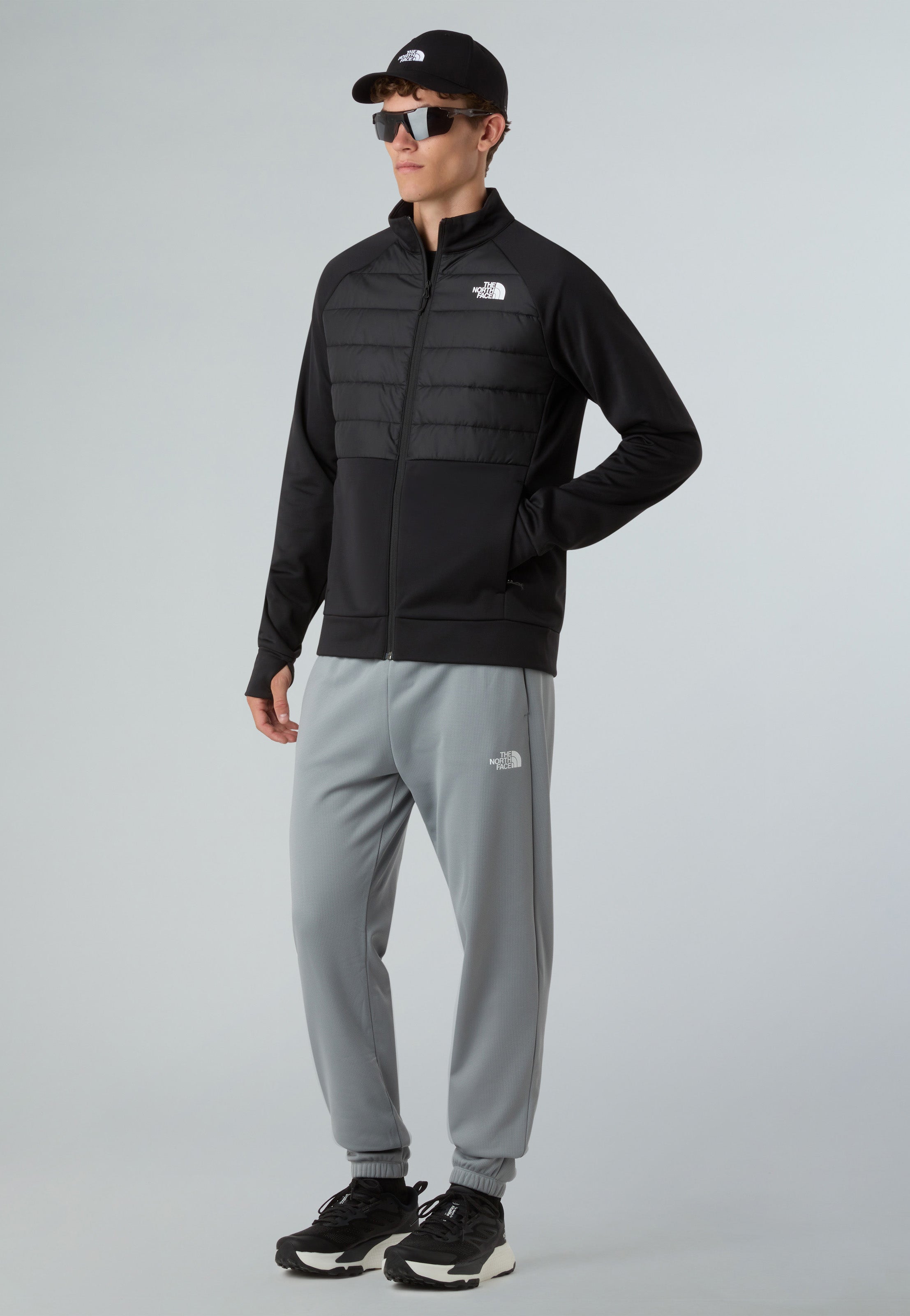 The North Face - Reaxion 2.0 Fleece Hybrid TNF Black/Heather - Jacket | Men-Image