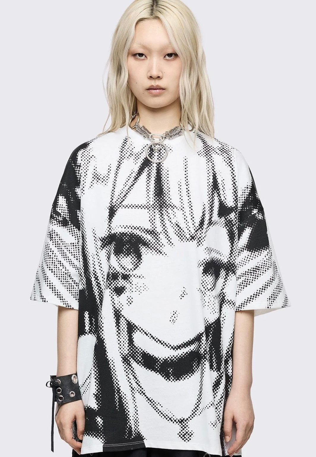 Minga London - Anime Cutie White - T-Shirt | Women-Image