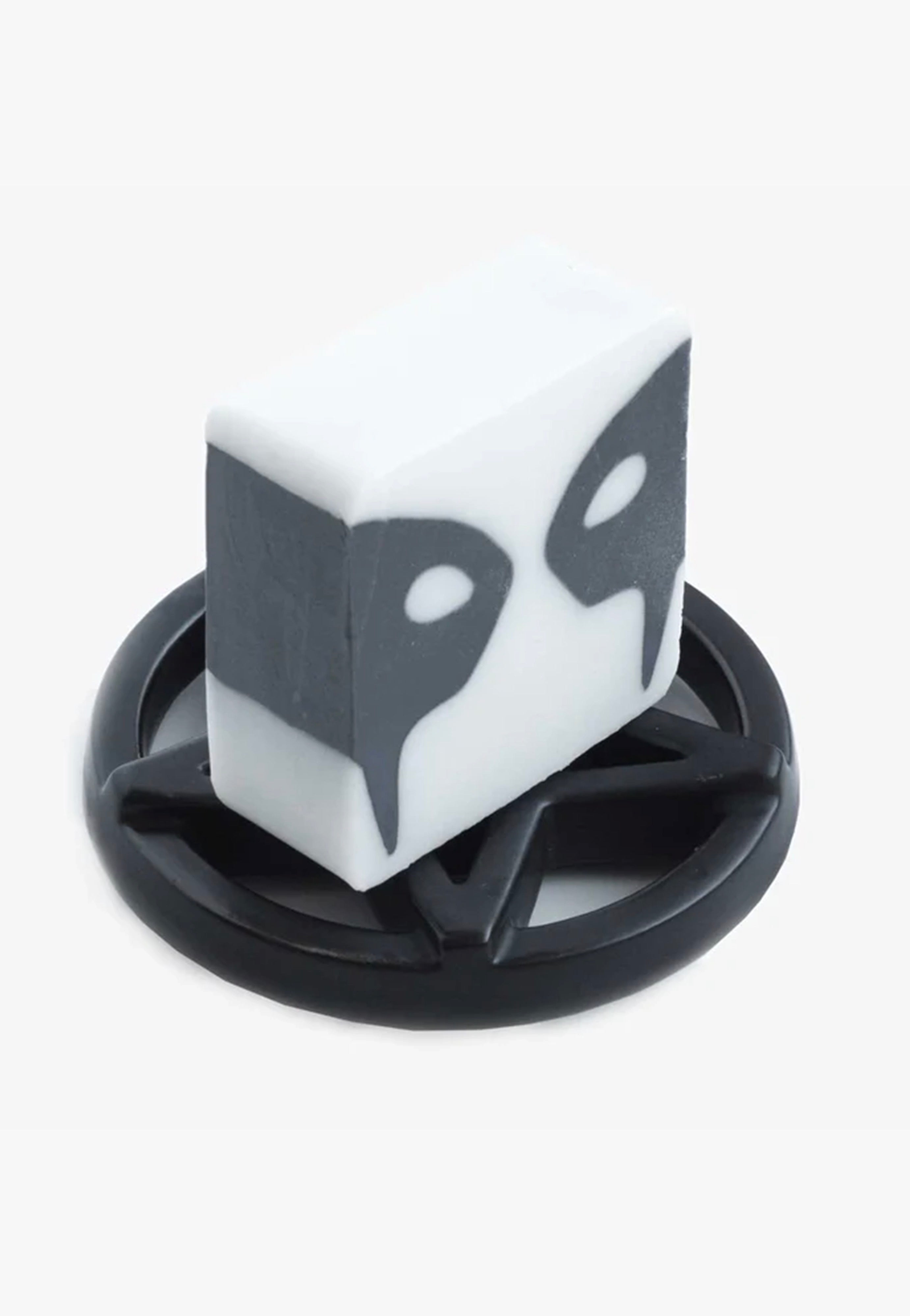 Kaamos Co. - Spatanic Pentagram - Soap Dish | Neutral-Image