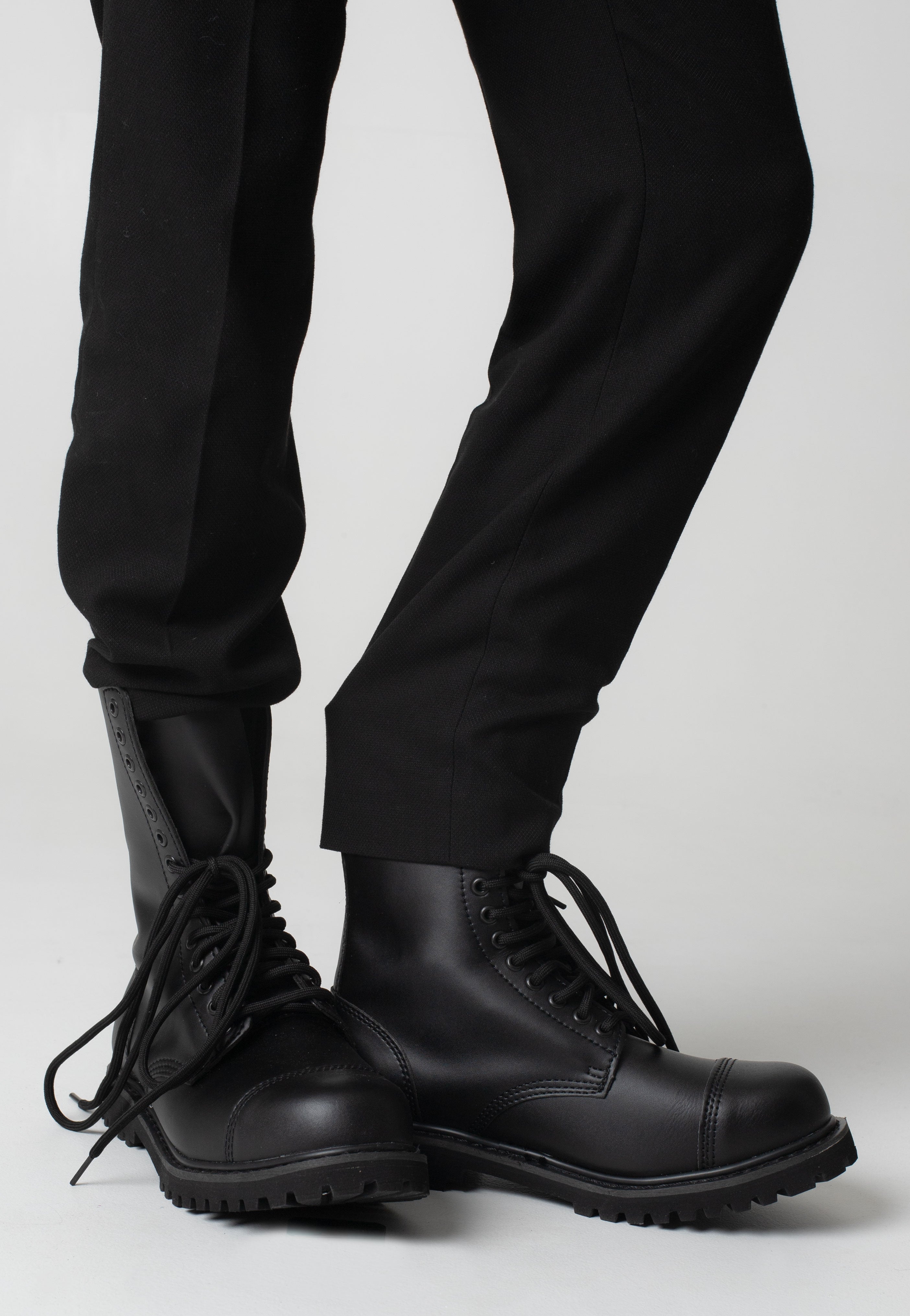 Brandit - Vegantom 14 Eyelett Black - Shoes | Neutral-Image
