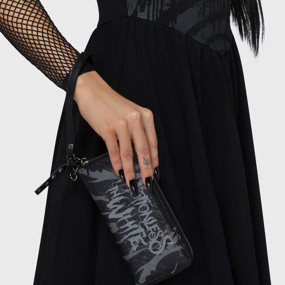 caught_in_the_thorns_wallet_-