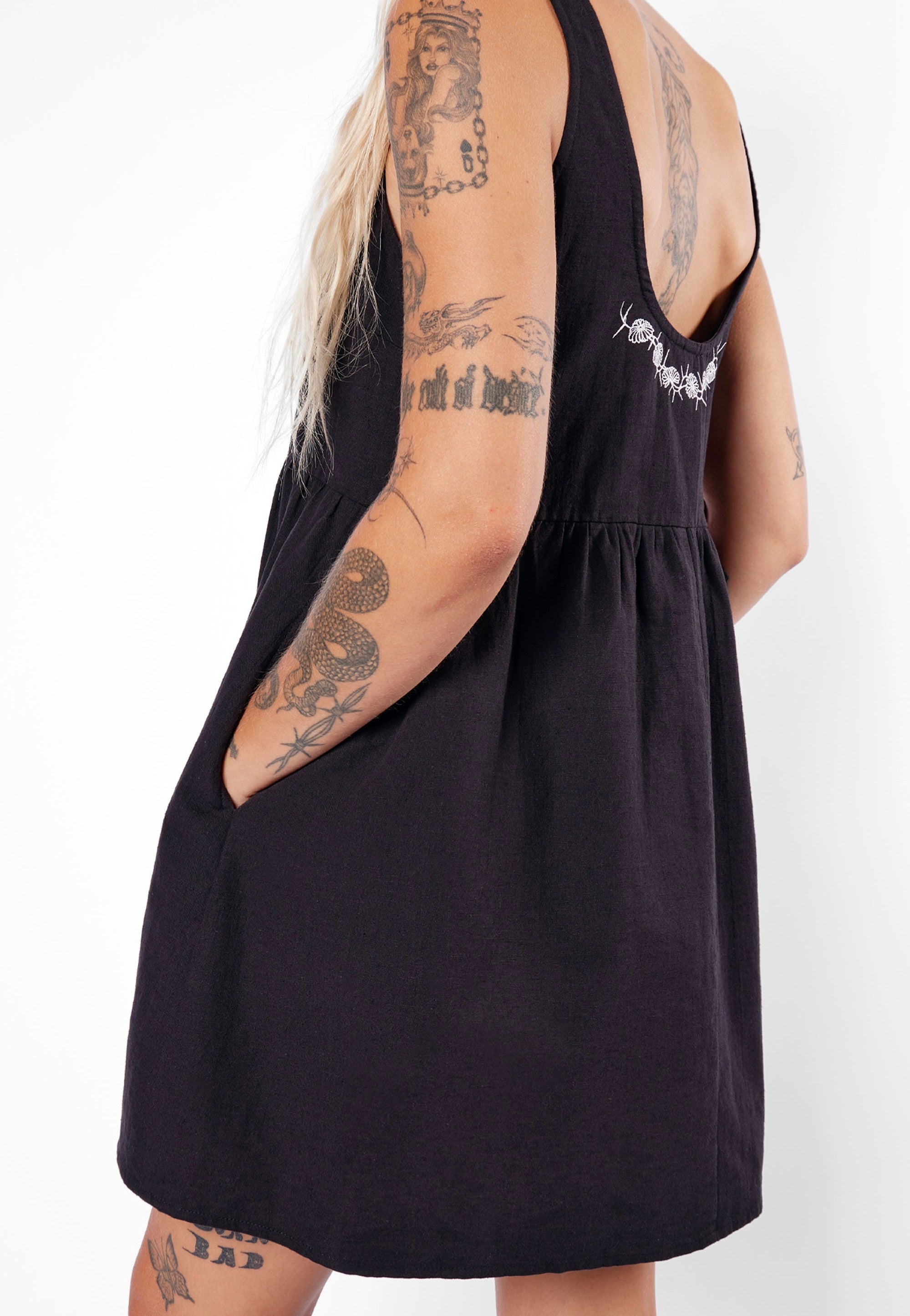 Mary Wyatt - Dahlia Smock - Dress | Nuclear Blast