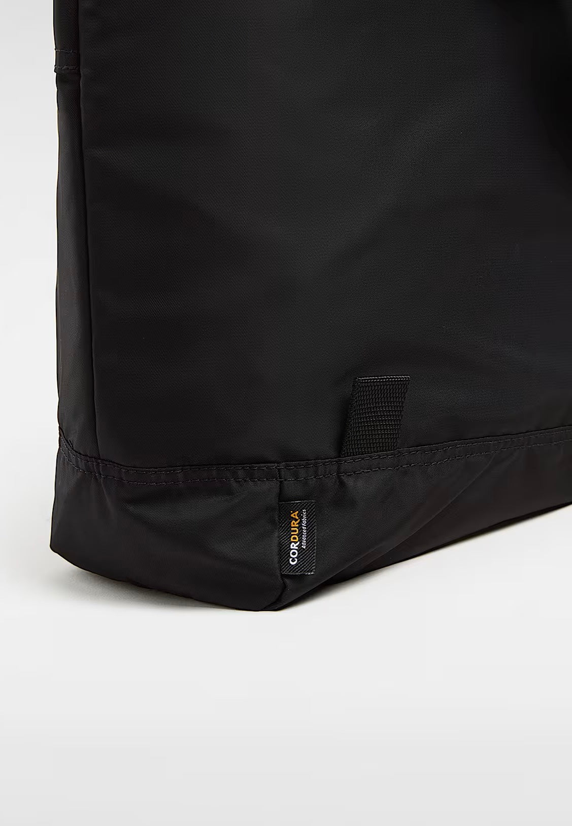 Vans - Daily Black - Bag | Neutral-Image