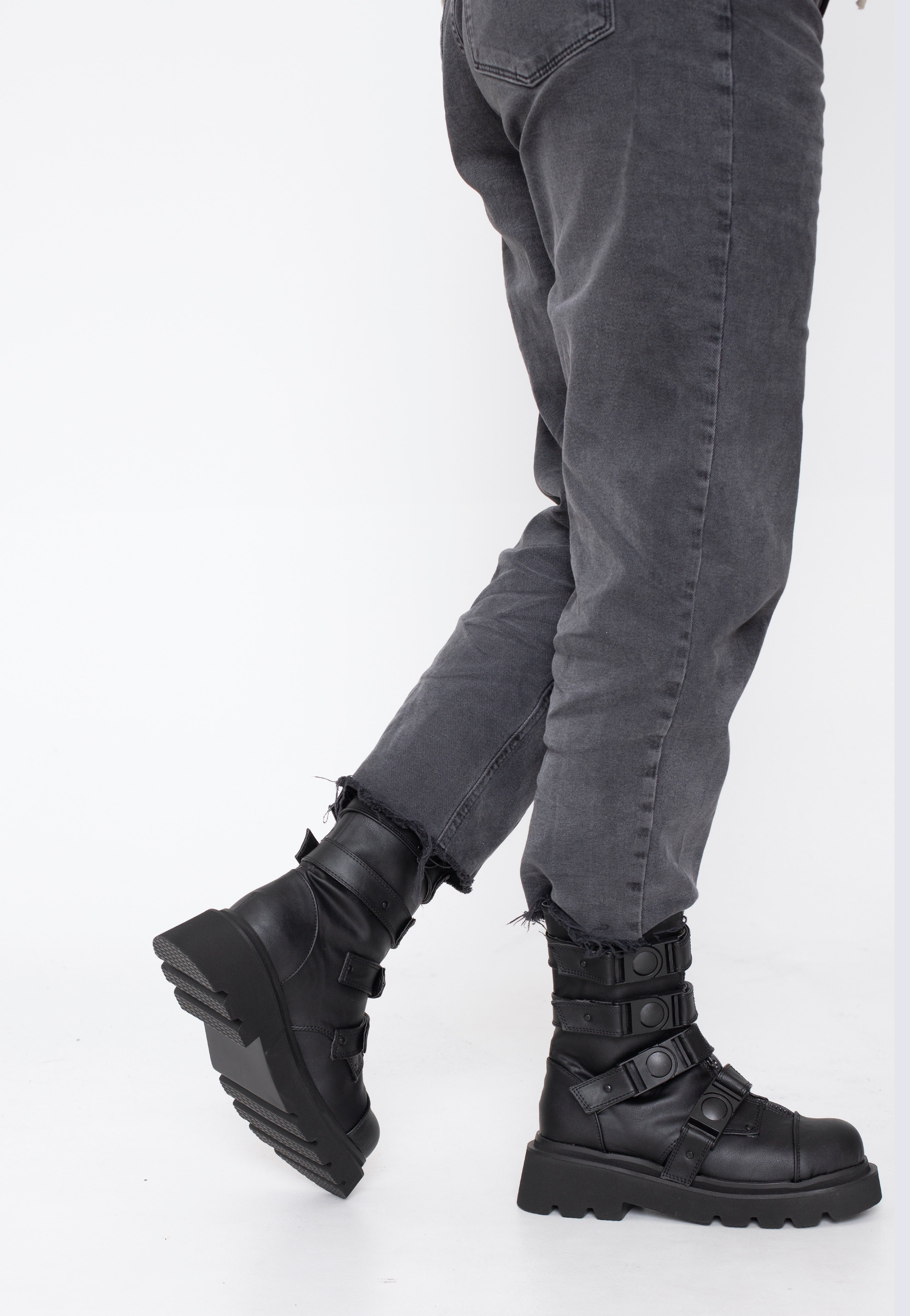 DemoniaCult - Renegade 55 Black Vegan Leather - Girl Shoes