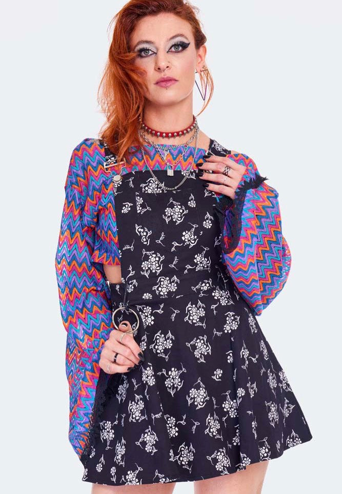 Jawbreaker - Skull Ditsy Flowers Pinafore Black - Dress