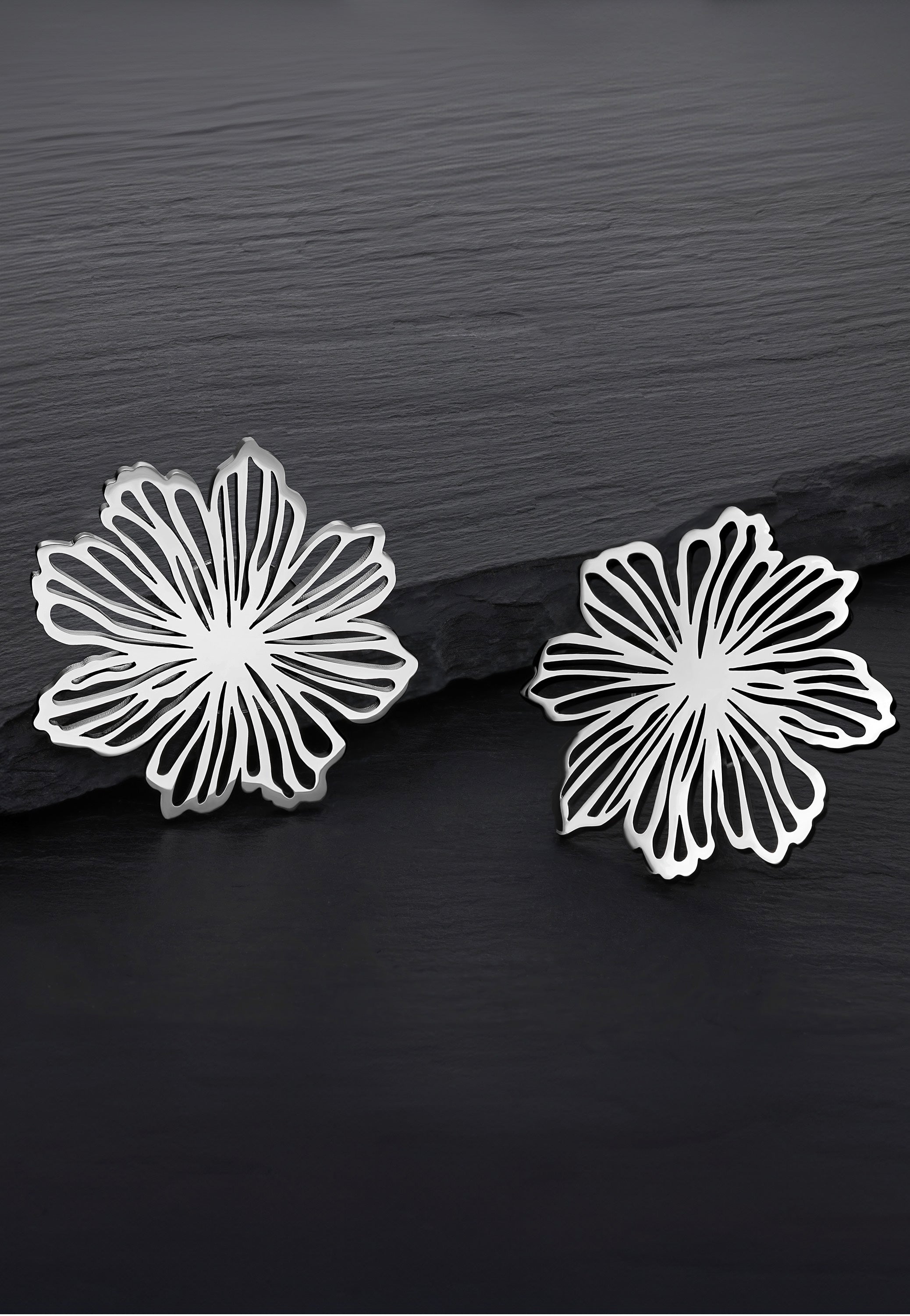 Wildcat - Fine Flower Silver - Earrings | Neutral-Image