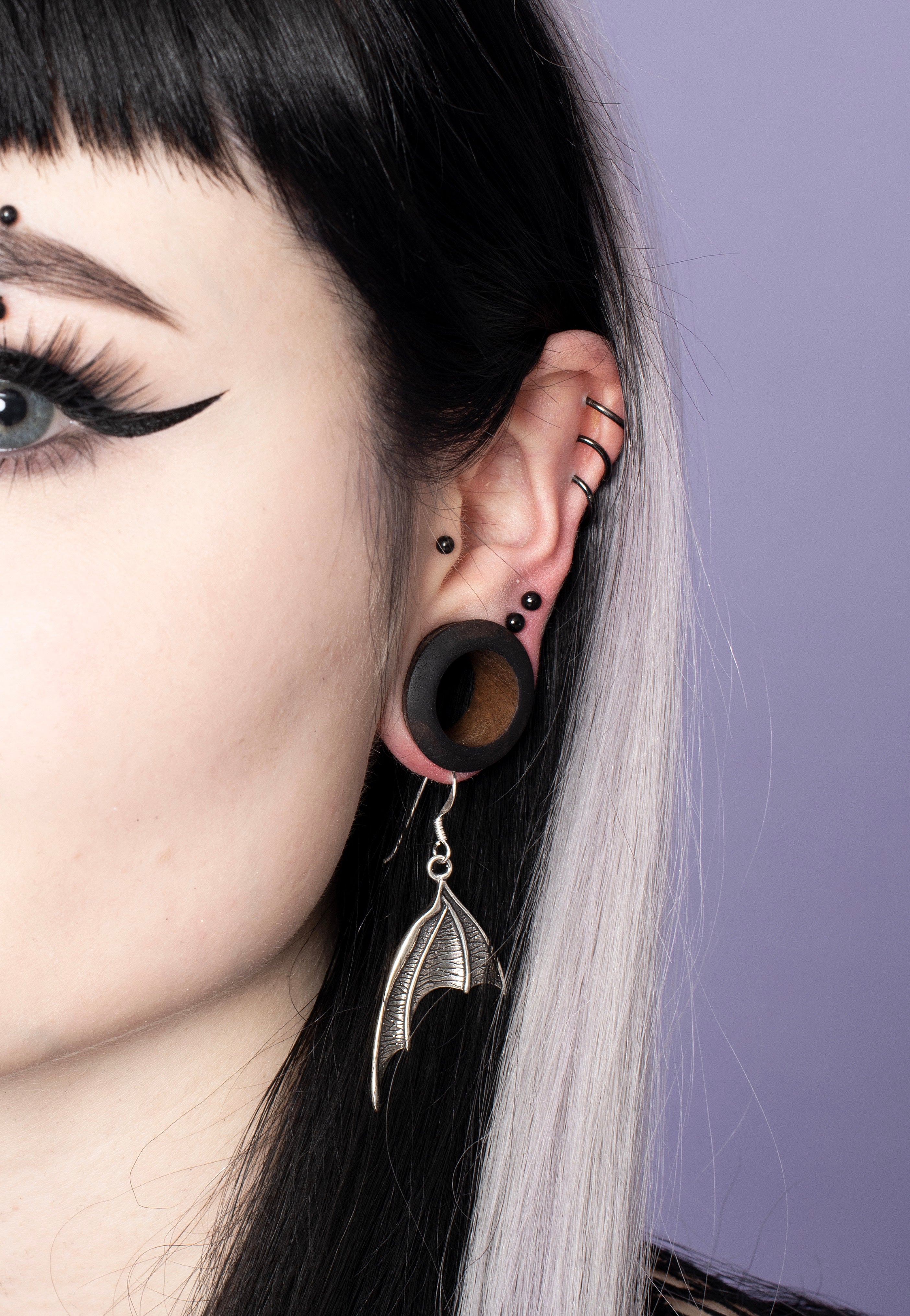 etNox - Bat Wings Silver - Earrings | Neutral-Image