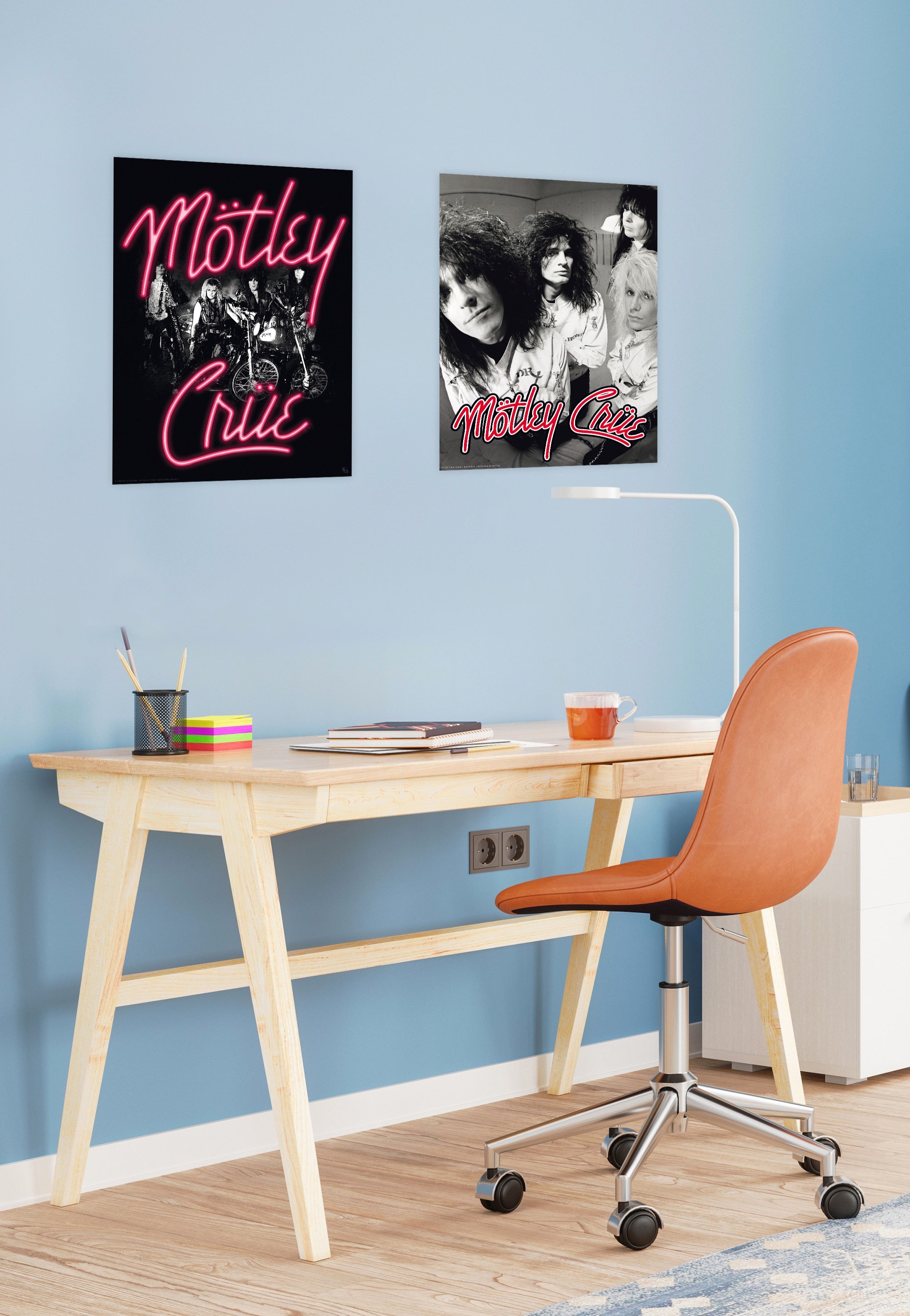 Mötley Crüe - Neon and Straightjackets Chibi Set - Poster