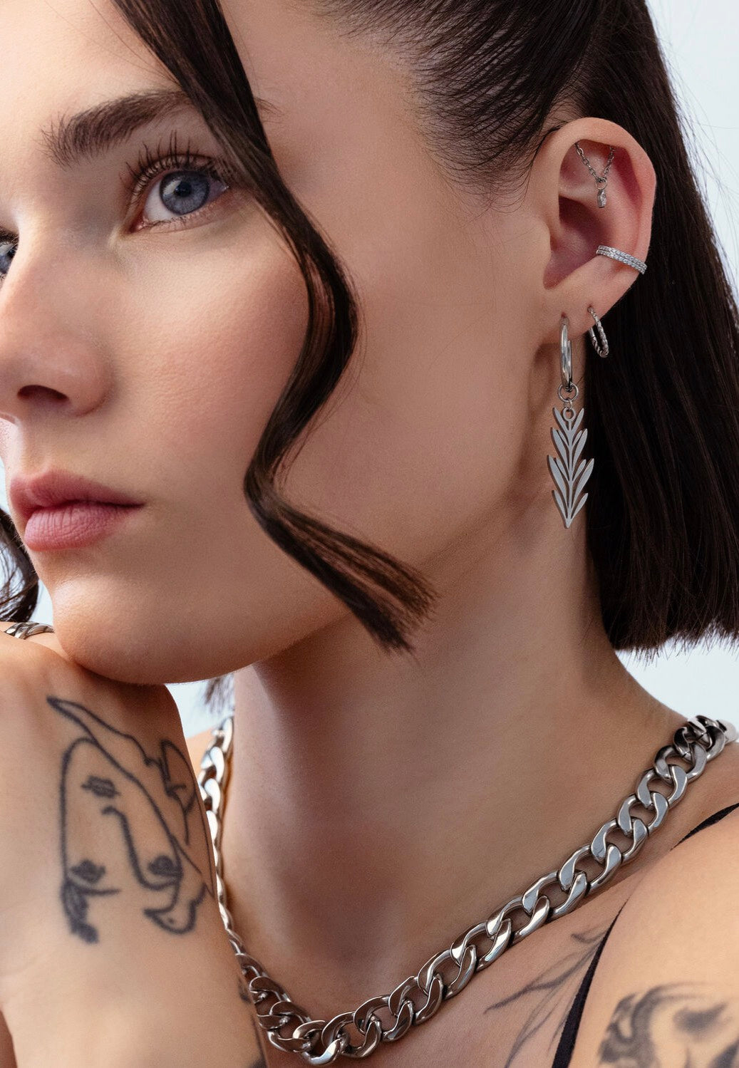Wildcat - Lovely Branch Hoops Silver - Earrings | Neutral-Image