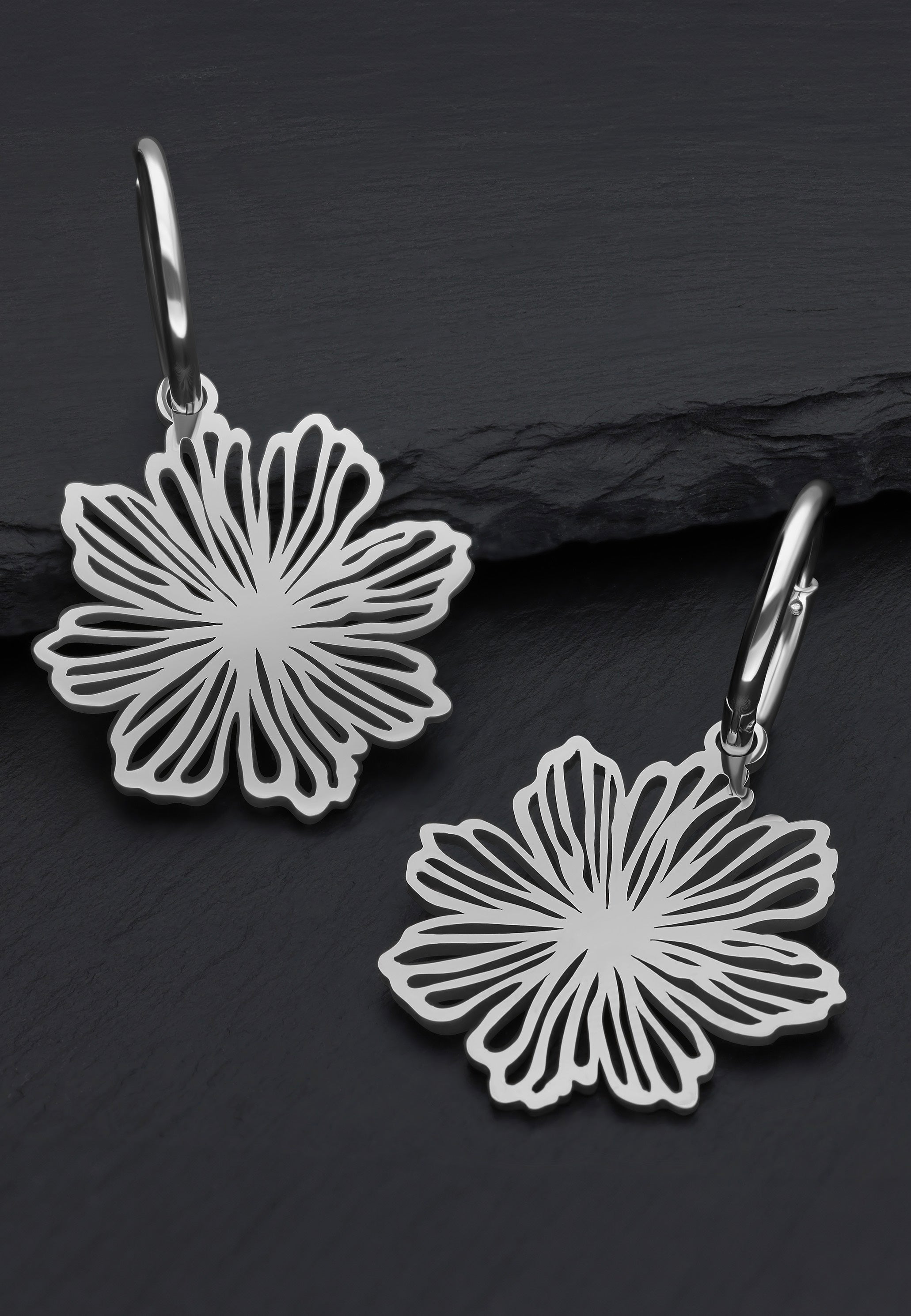 Wildcat - Fine Flower Hoops Silver - Earrings | Neutral-Image