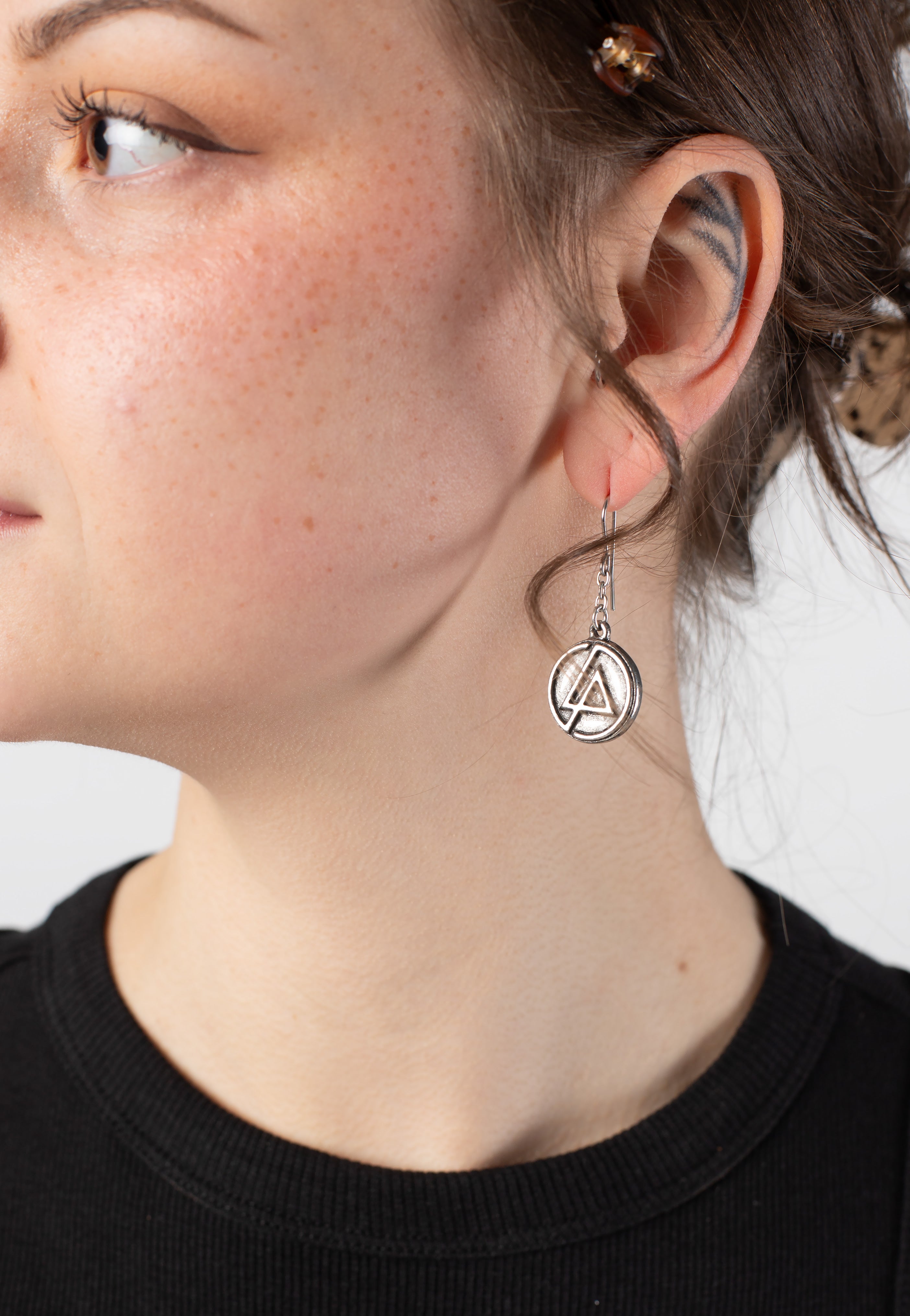 Linkin Park - Circle Logo - Earrings | Neutral-Image