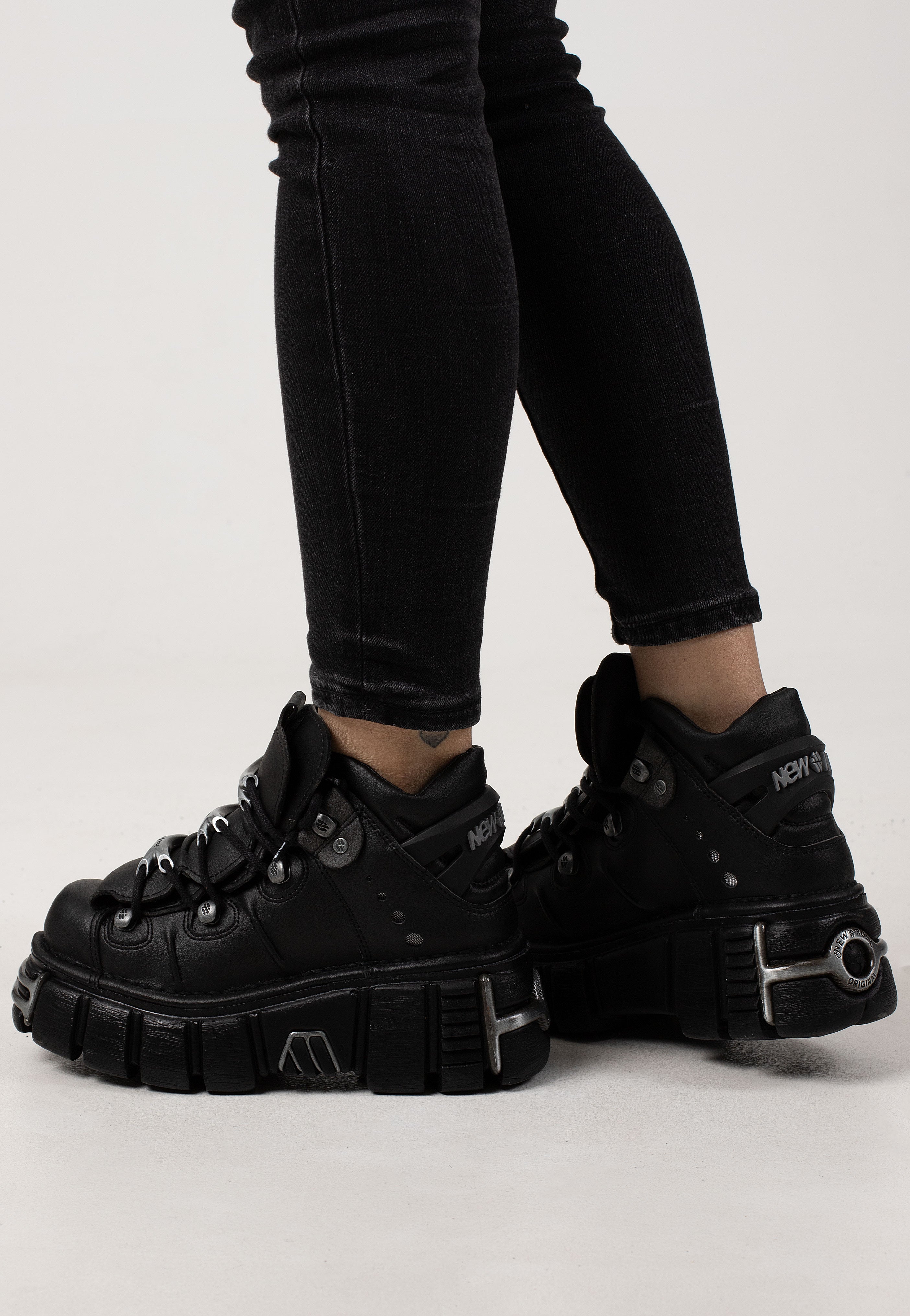 New Rock - 106 VS1 Black - Girl Shoes | Nuclear Blast