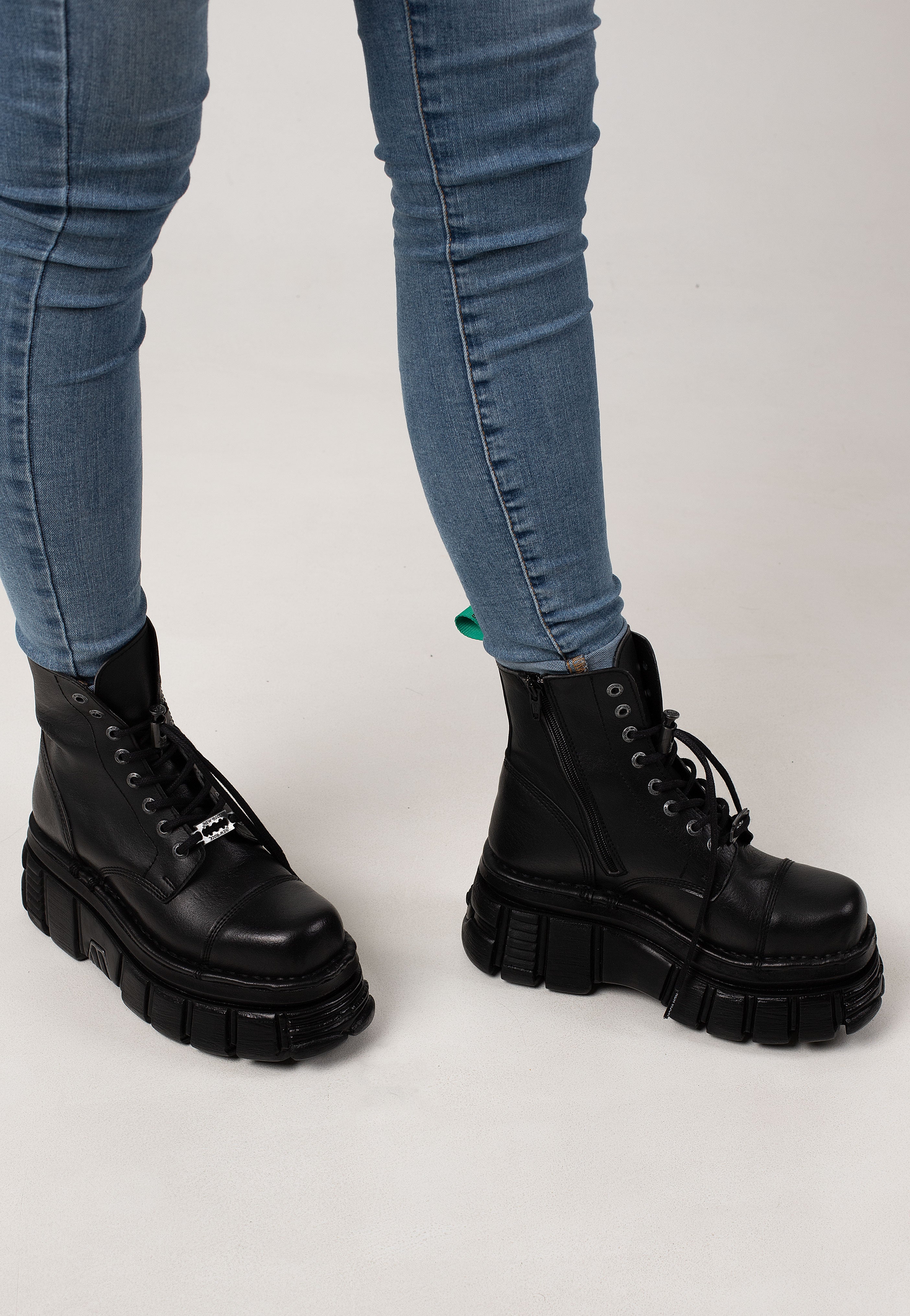 New Rock - New Mili 083 VS2 Black - Girl Shoes | Nuclear Blast