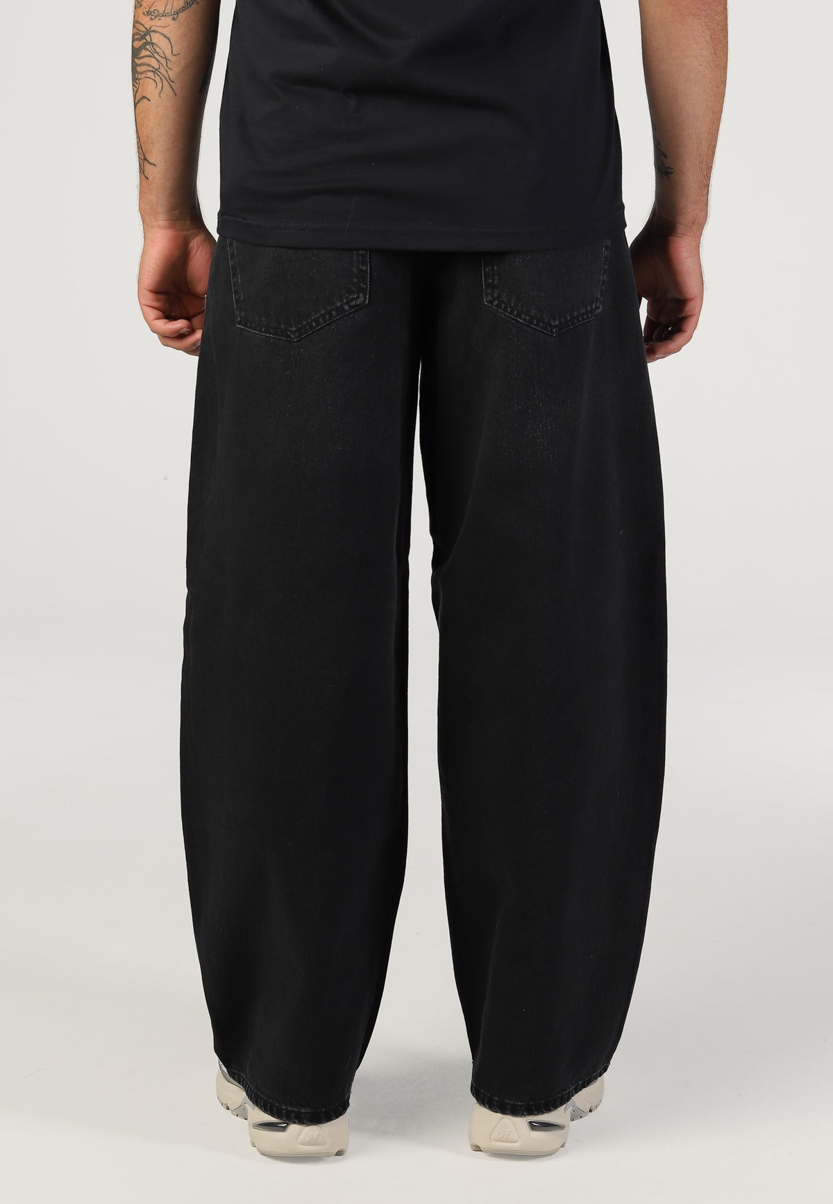Only & Sons Kayce Barrel Black Denim Jeans