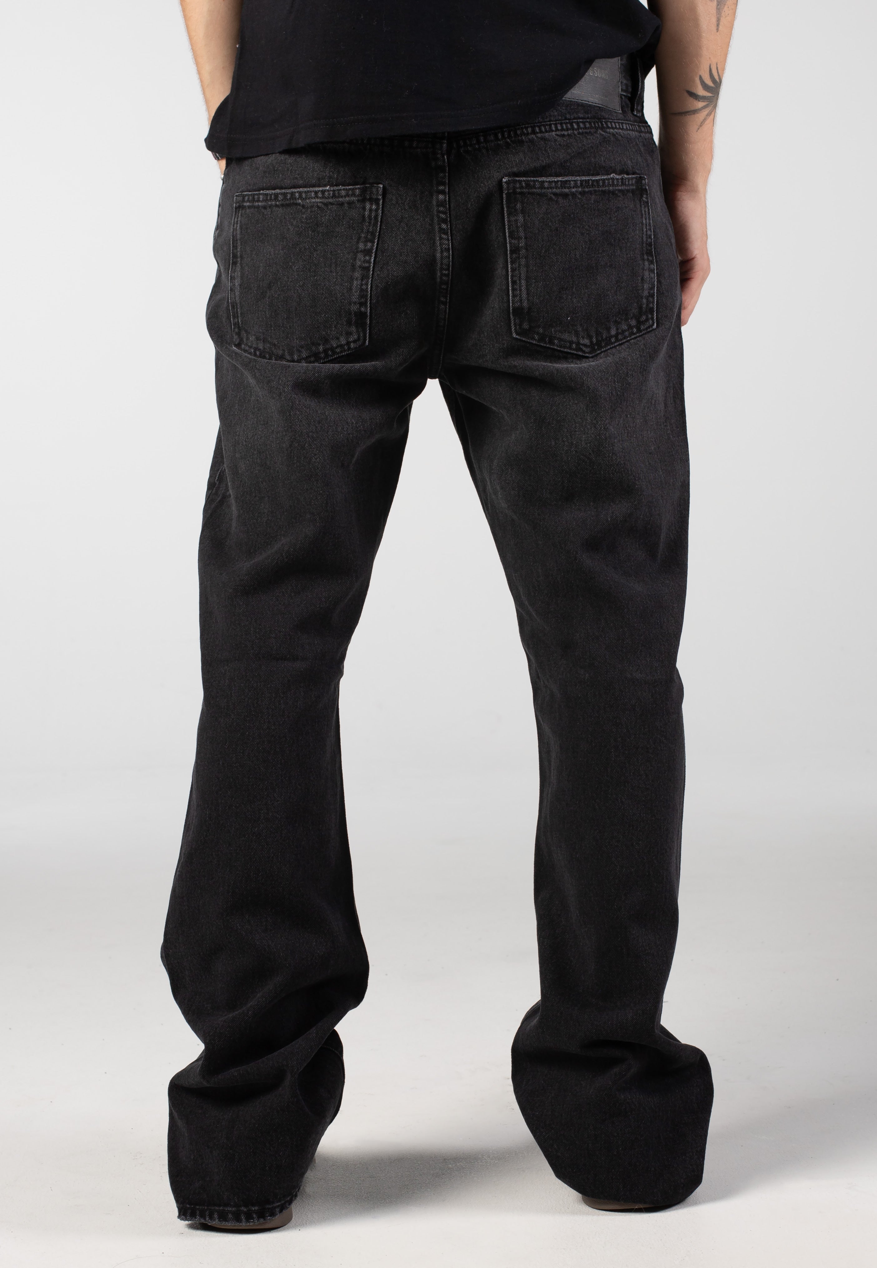 Only & Sons - Gibb Bootcut Denim Washed Black - Jeans | Men-Image