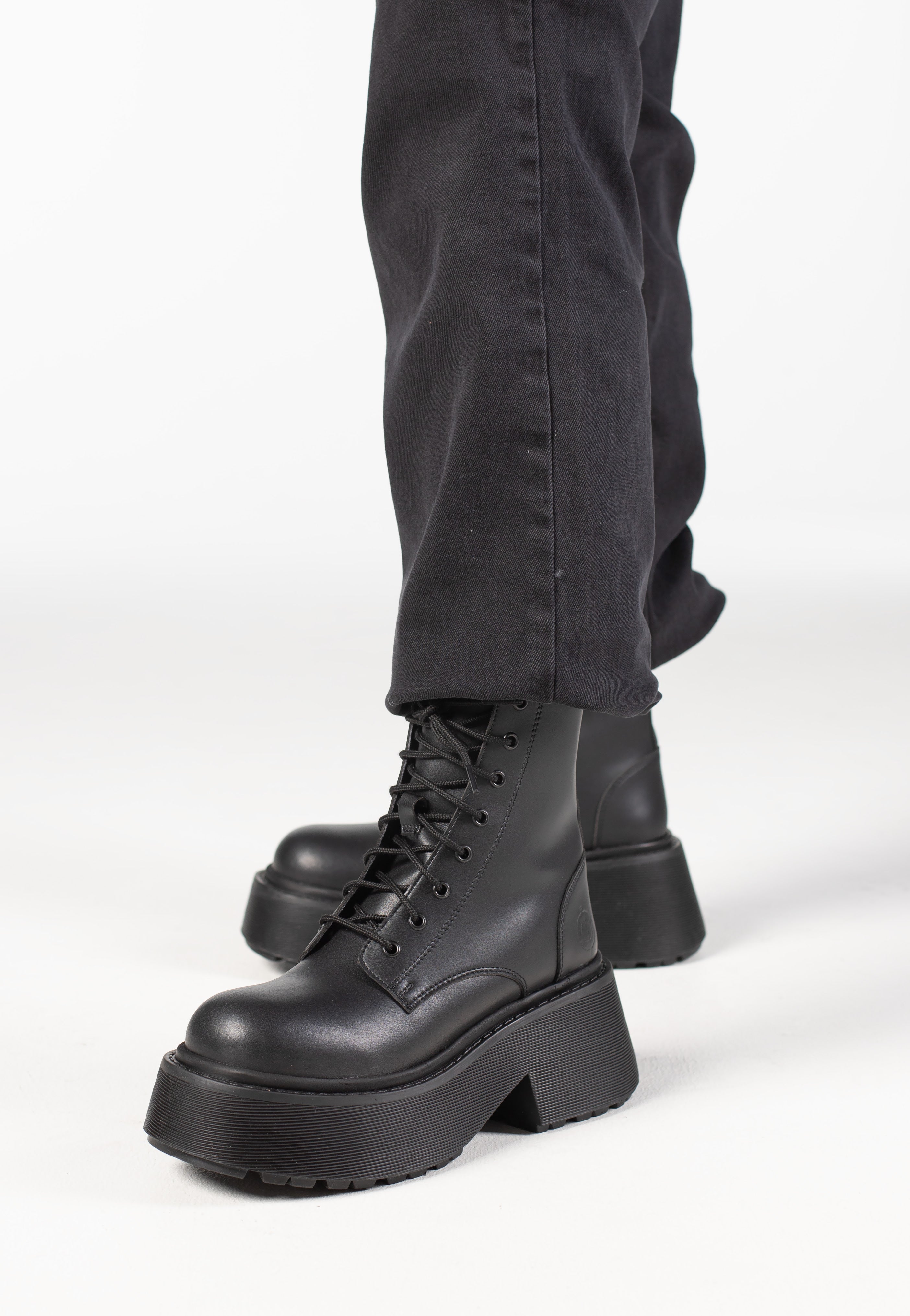 Altercore - Milo Vegan Black - Girl Shoes | Women-Image