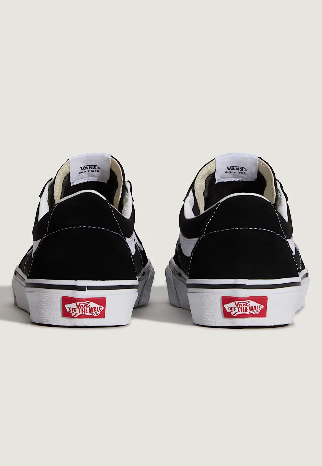 Vans - UA Sk8-Low Black/True White - Shoes | Neutral-Image