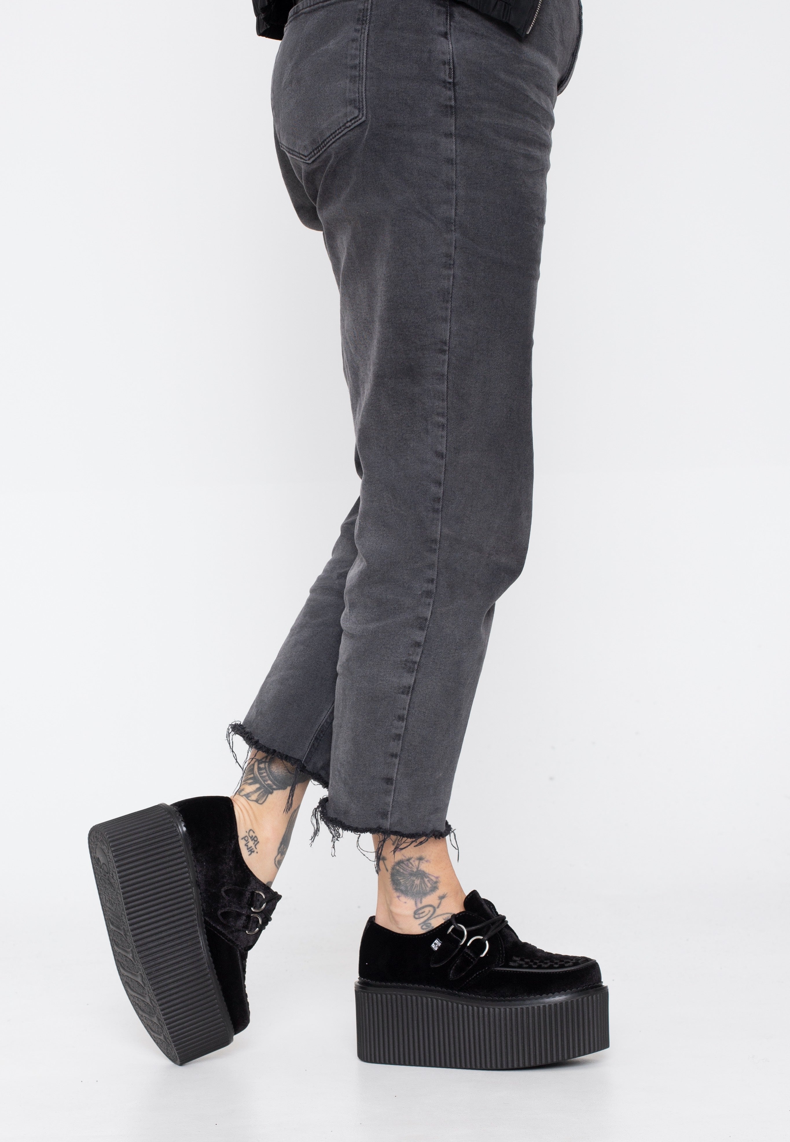 T.U.K. - Stratocreeper Black Velvet - Girl Shoes | Women-Image