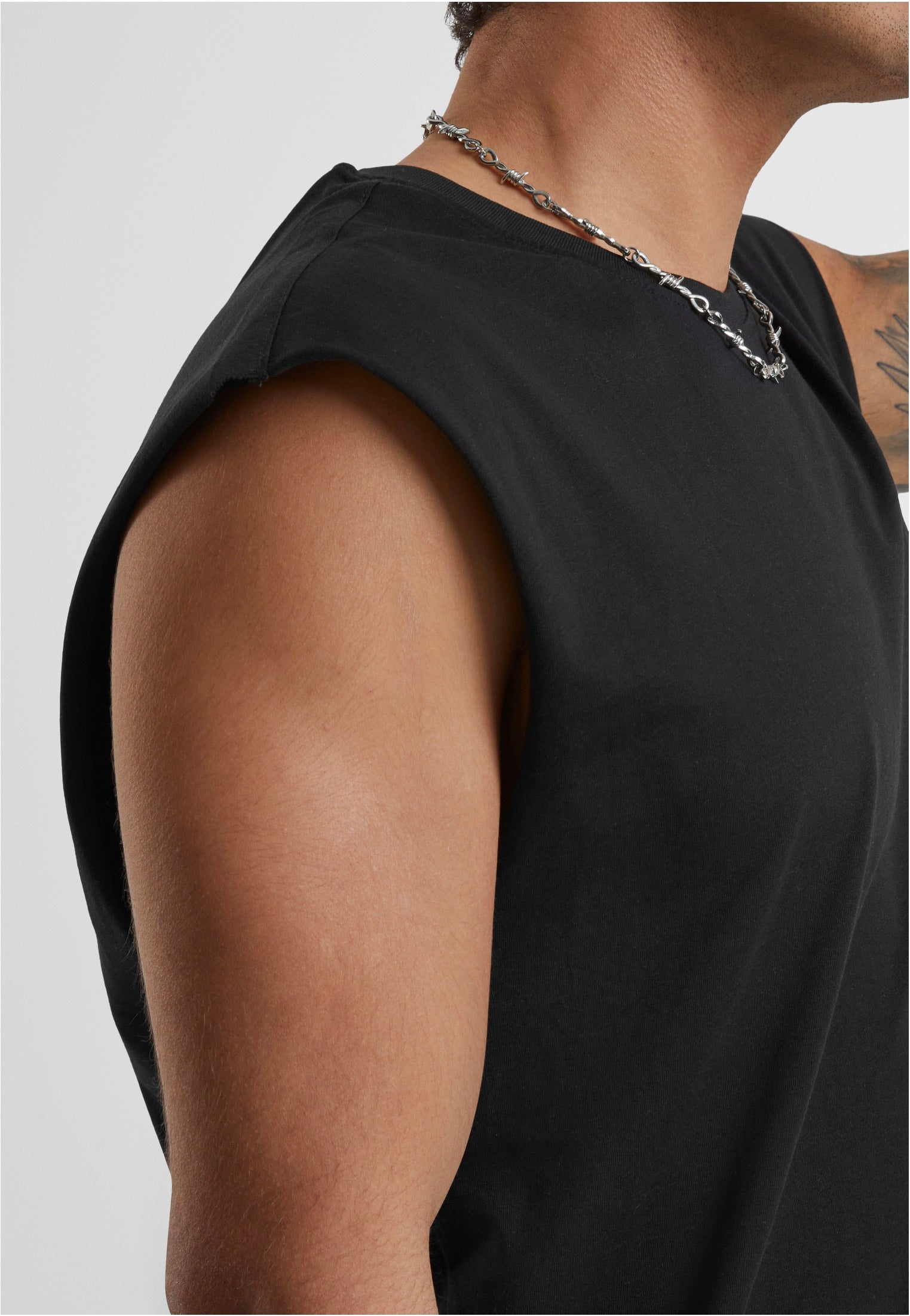Urban Classics - Open Edge Sleeveless - T-Shirt | Men-Image