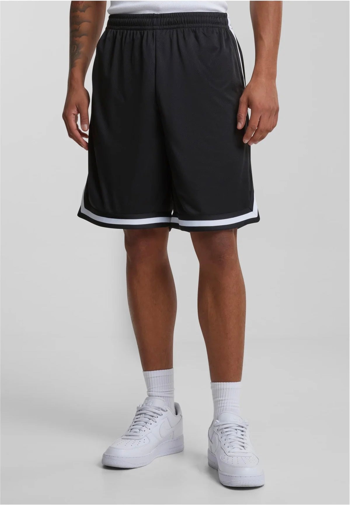 Urban Classics - Stripes Black/Black/White - Shorts | Men-Image