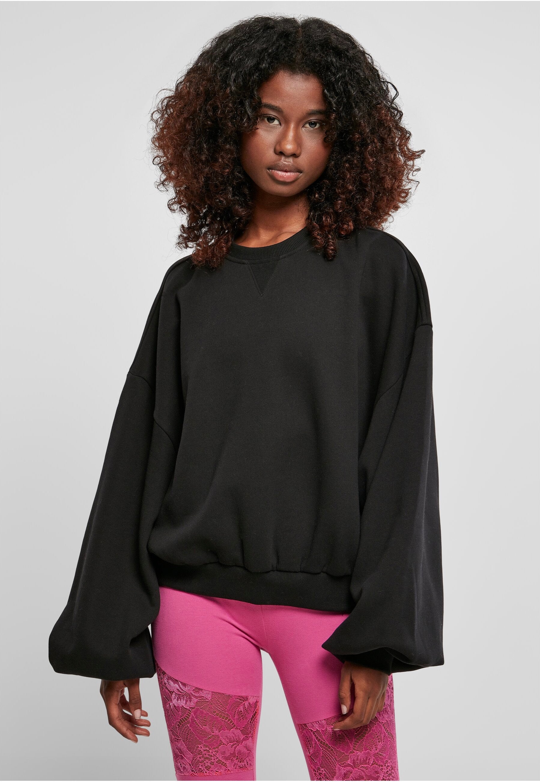 Urban Classics - Ladies Oversized Triangle Black - Sweater