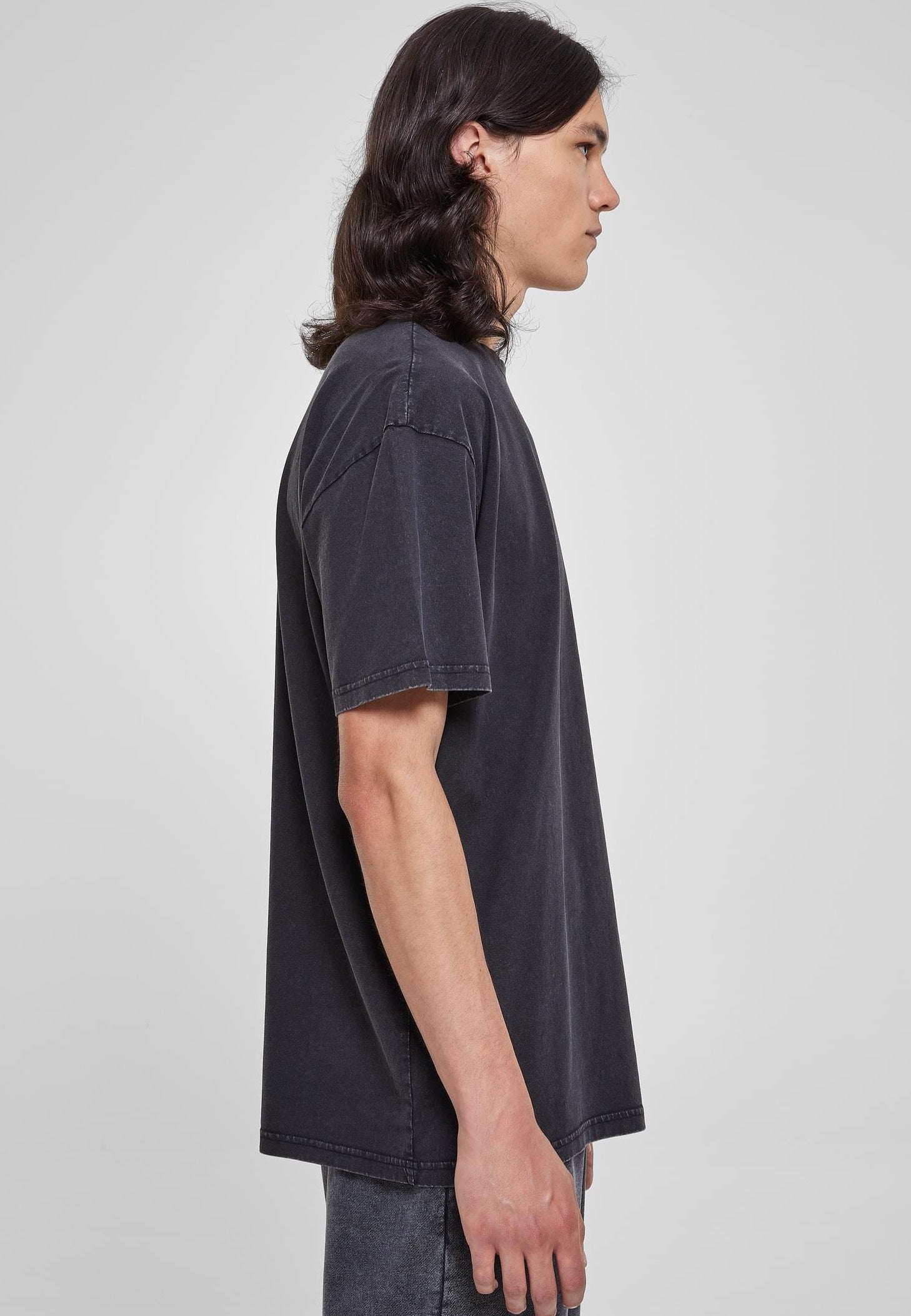 Urban Classics - Heavy Oversized Acid Wash Black - T-Shirt