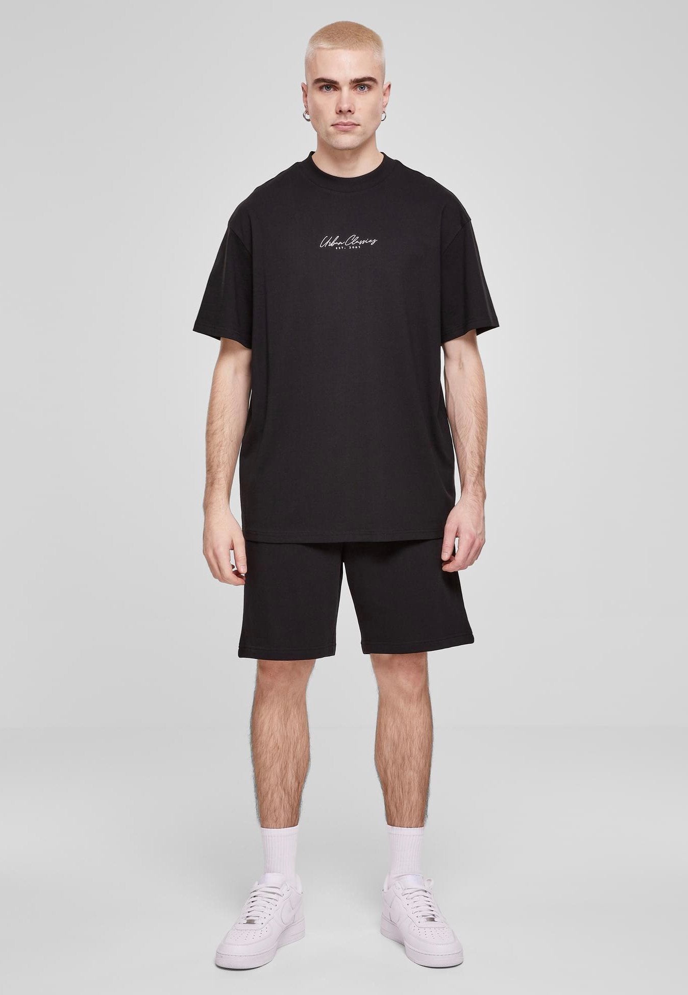 Urban Classics - Oversized Mid Embroidery Black - T-Shirt