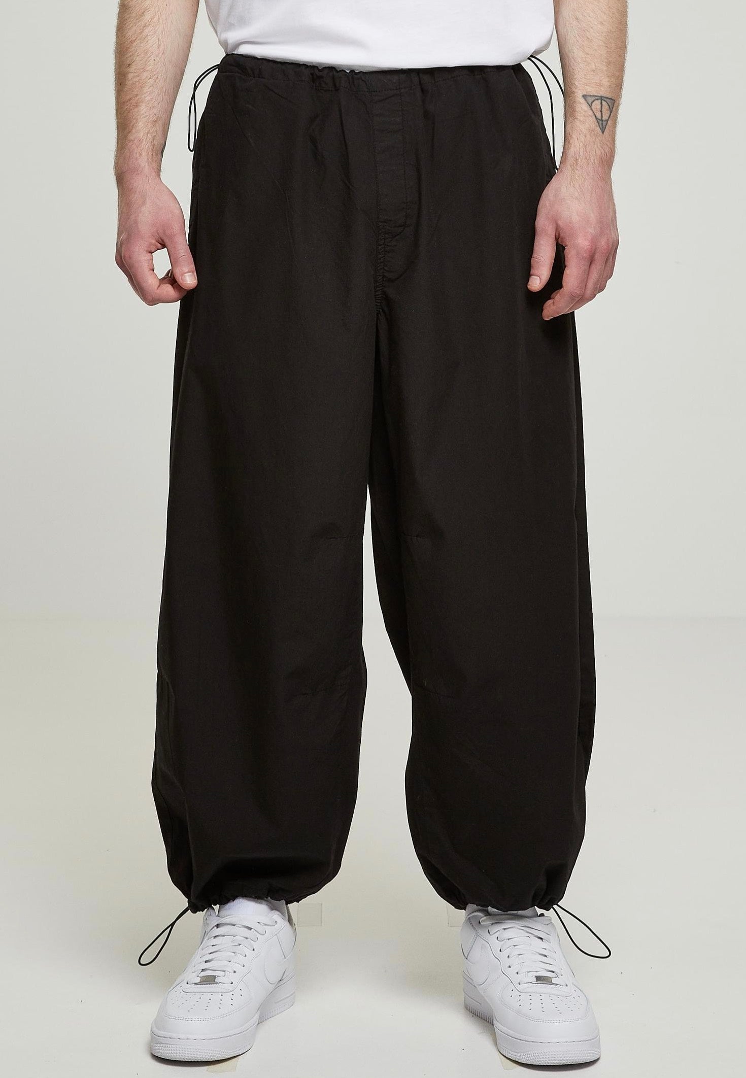 Urban Classics - Popline Parachute Black - Pants