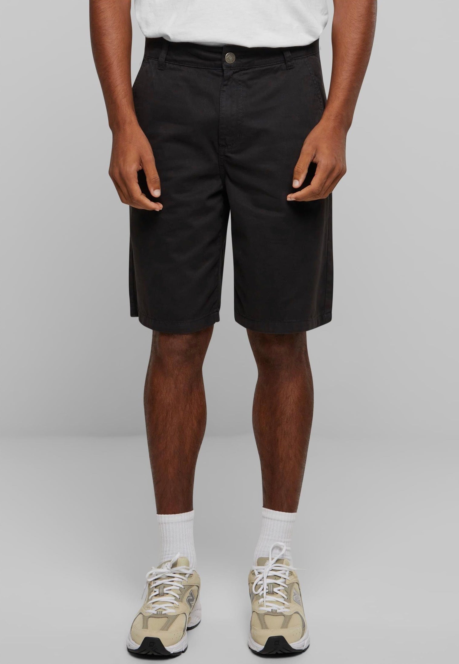 Urban Classics - Organic Skater Chino Black - Shorts