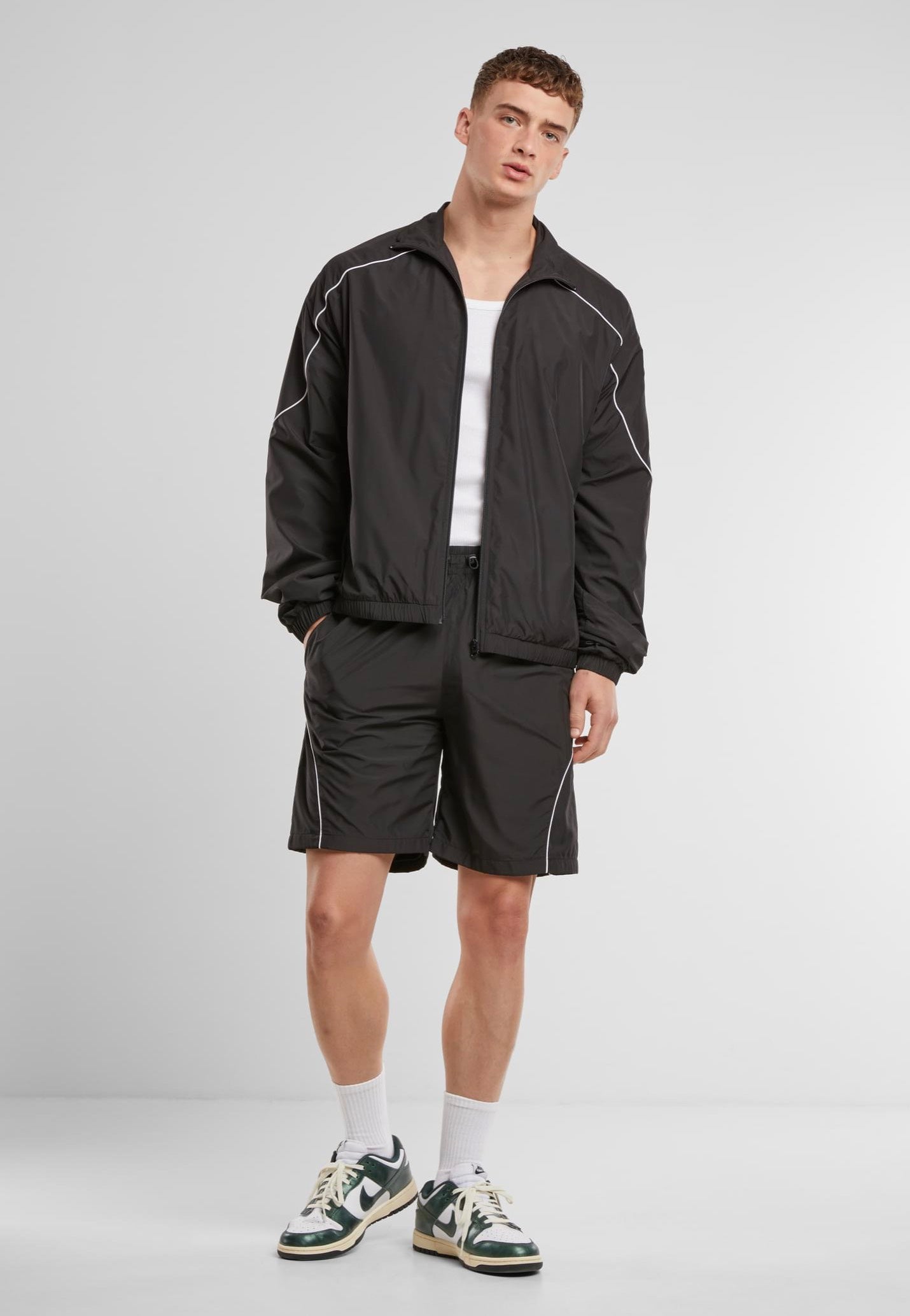Urban Classics - Piped Panel Black - Shorts | Men-Image
