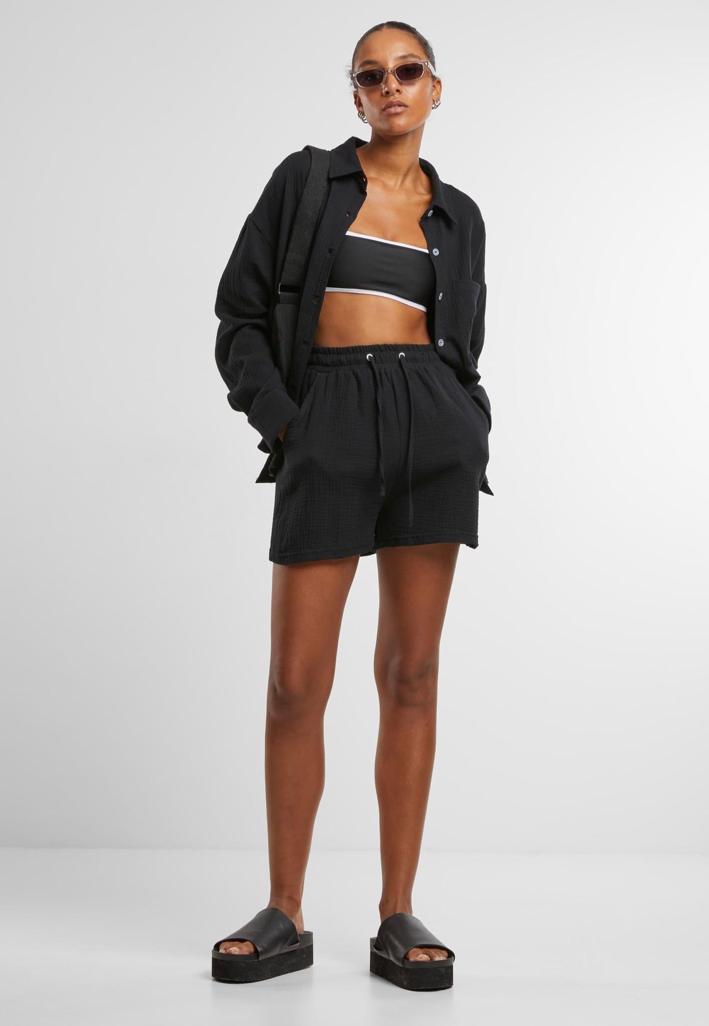 Urban Classics - Ladies Oversized Musselin Black - Blouse | Women-Image