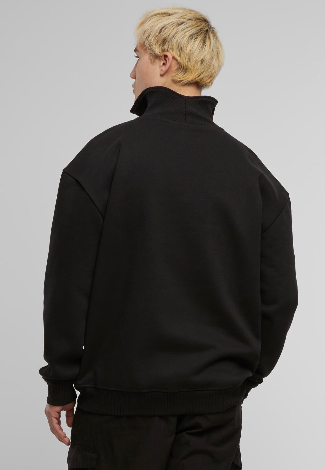 Urban Classics - Cut & Sew Black - Sweater | Men-Image