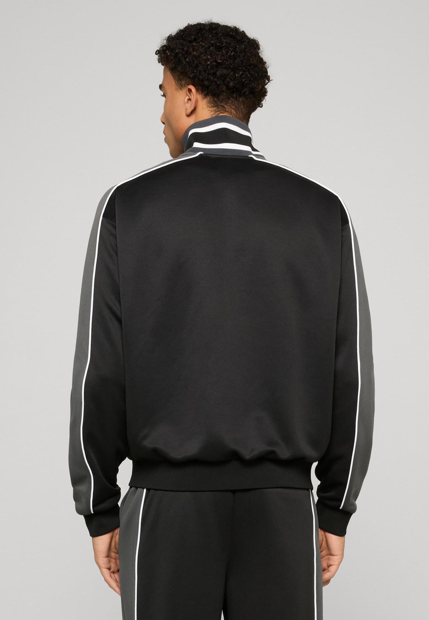 Urban Classics - Interlock College Black - Track Jacket | Men-Image