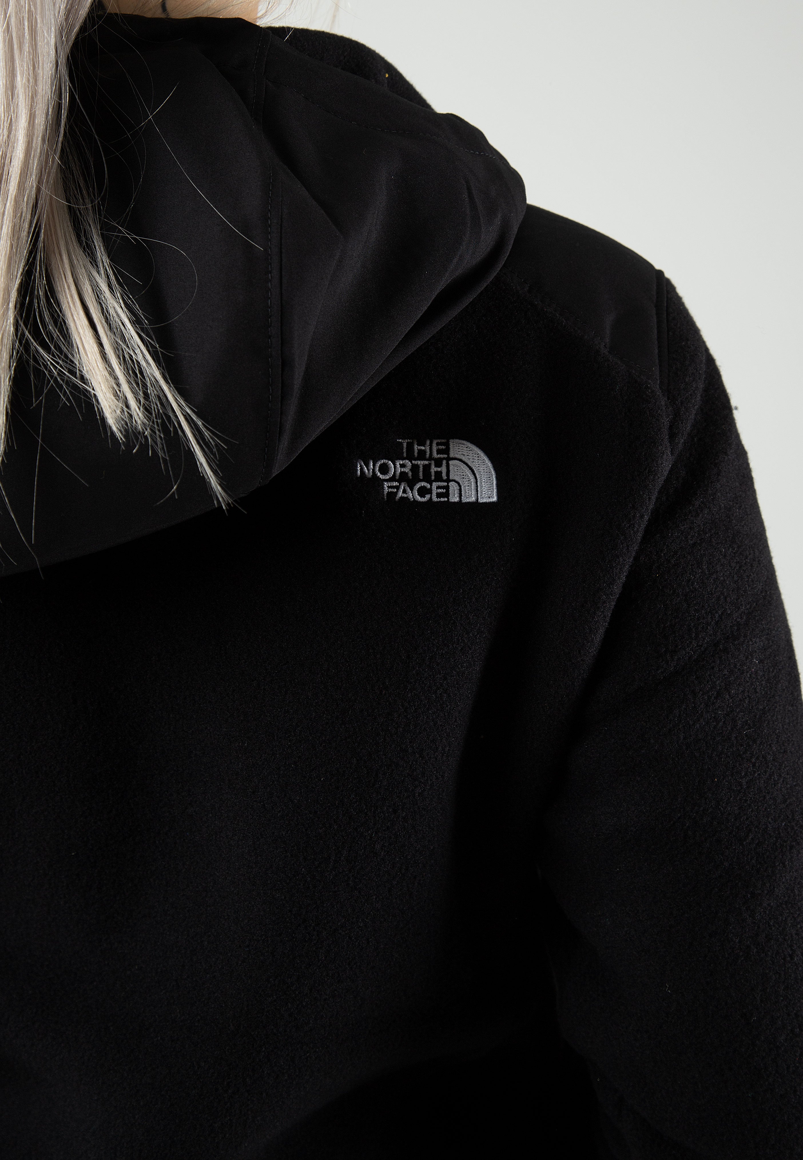 The North Face - Women’s Alpine Polartec 200 Hooded Tnf Black - Jacket | Women-Image