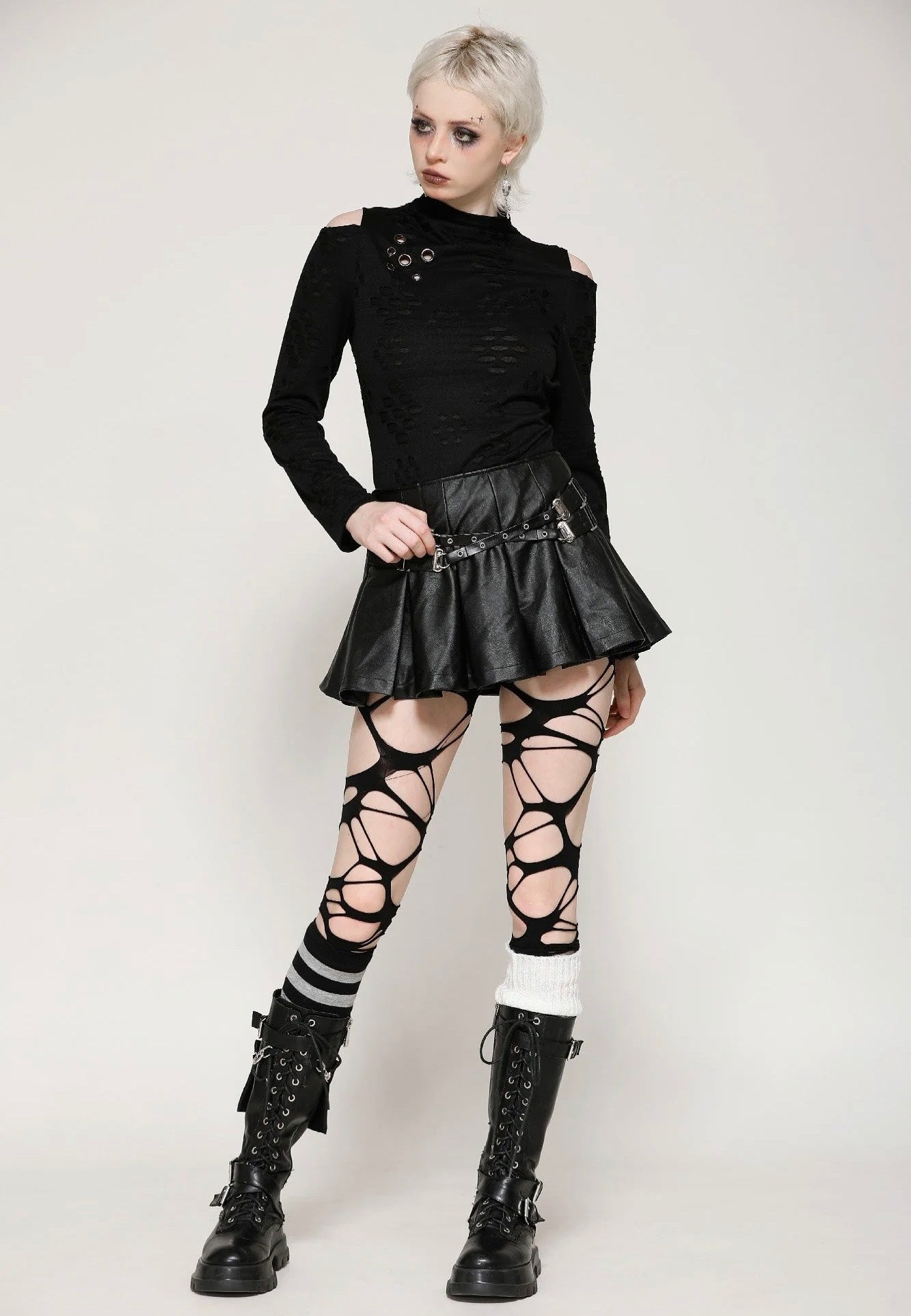 Dark In Love - Punk Back Cutout Star Shaped Distressed - Longsleeve | Women-Image