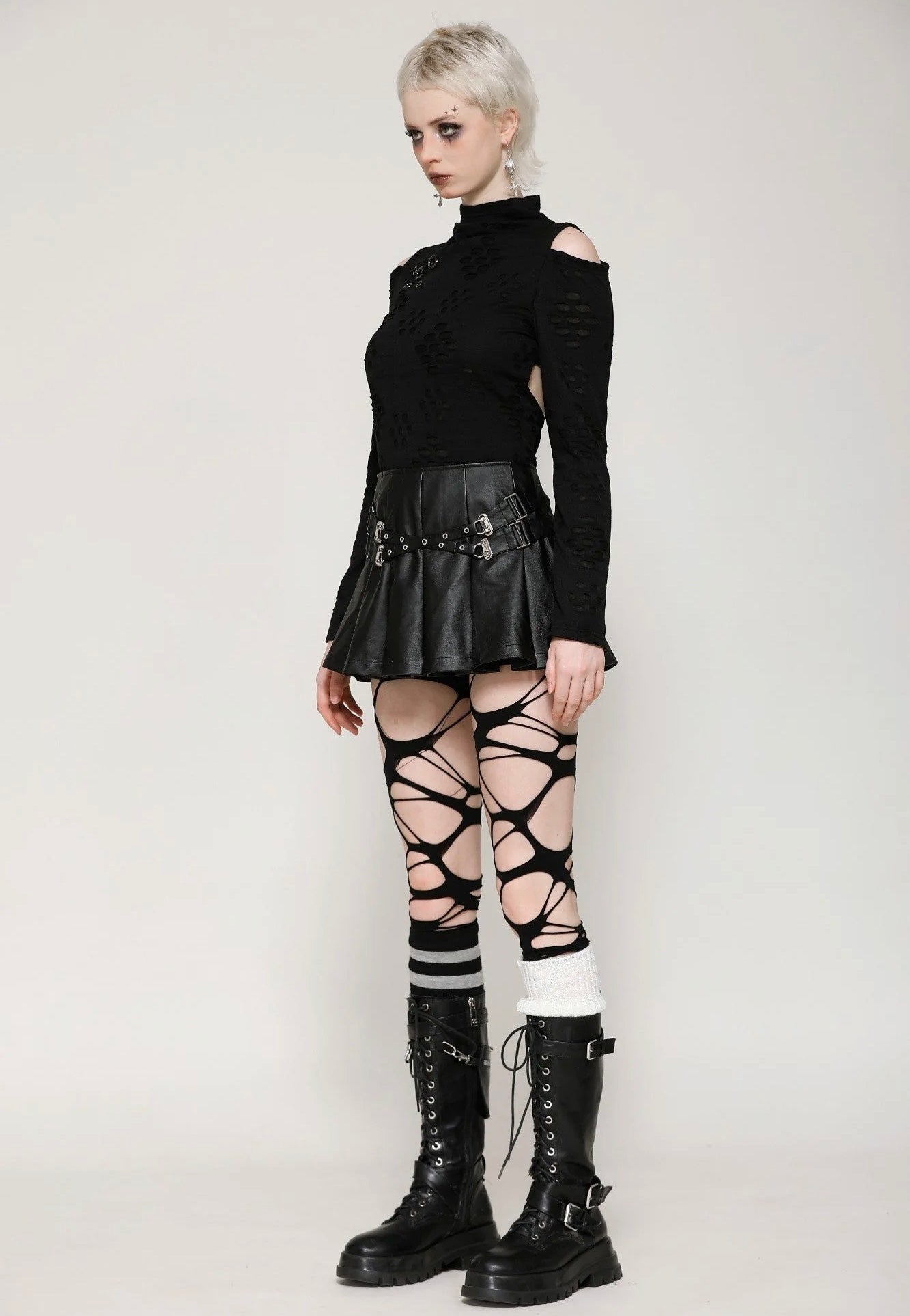 Dark In Love - Punk Back Cutout Star Shaped Distressed - Longsleeve | Women-Image