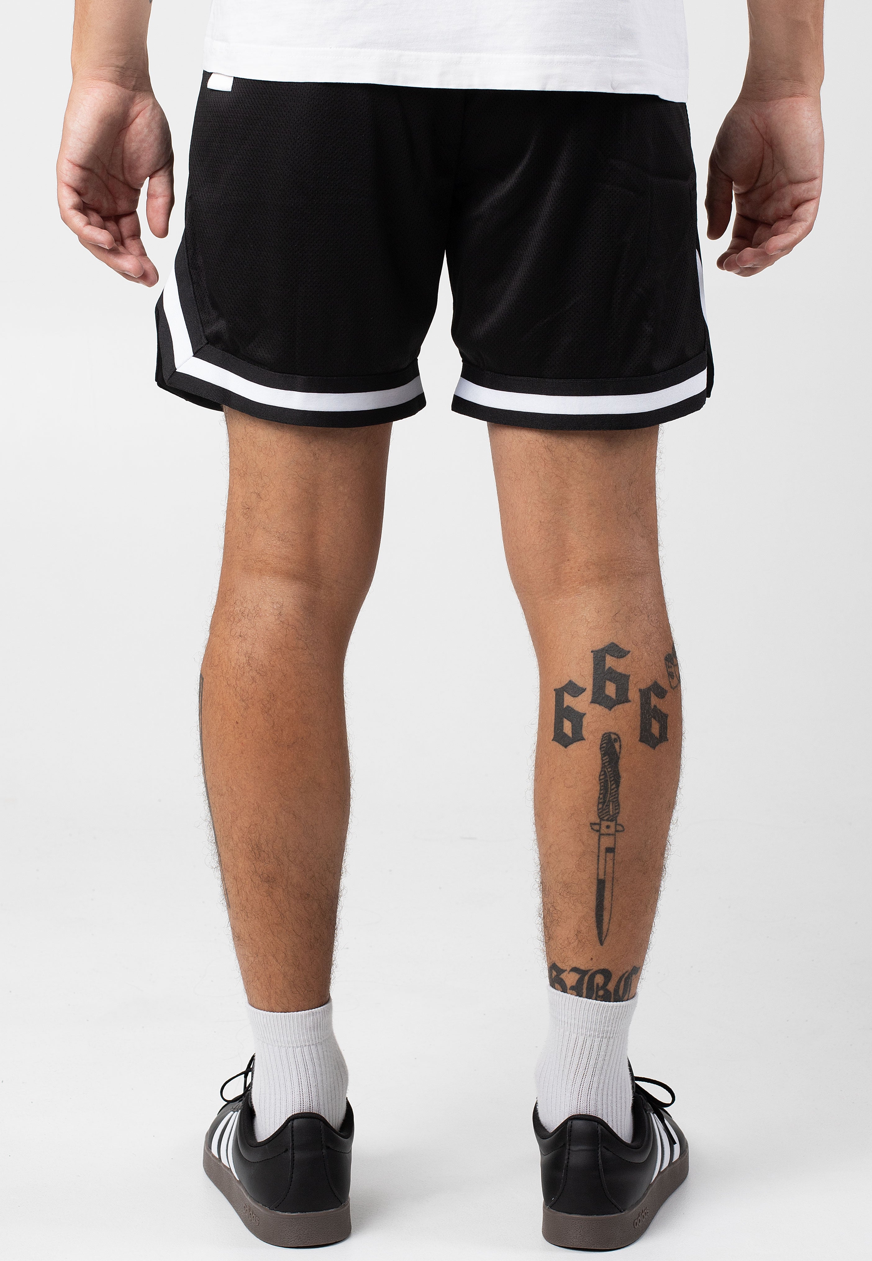 Urban Classics - Short Basketball Black - Shorts | Men-Image