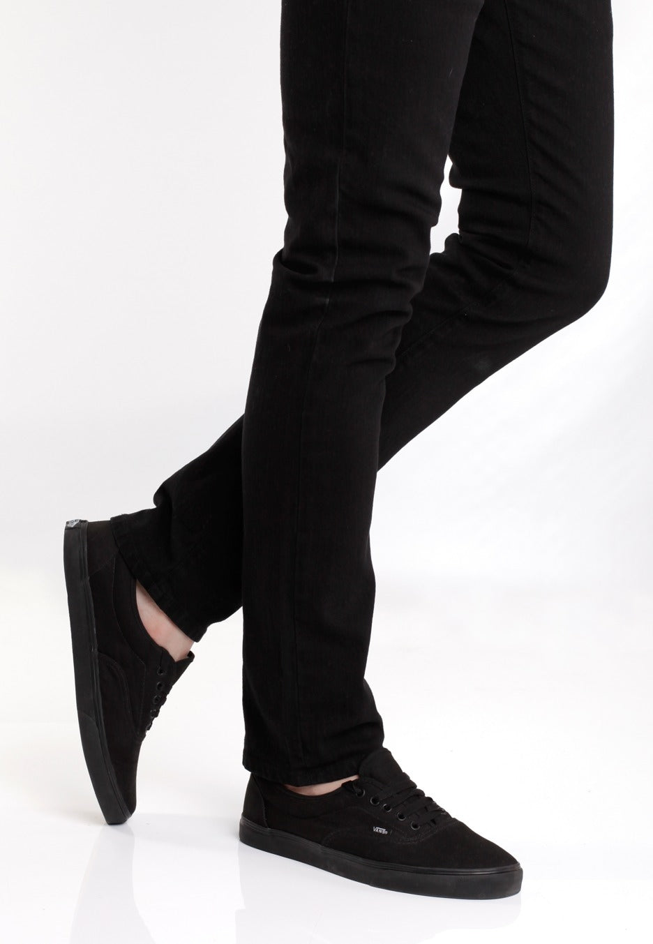 Vans - Authentic Black/Black - Shoes | Men-Image