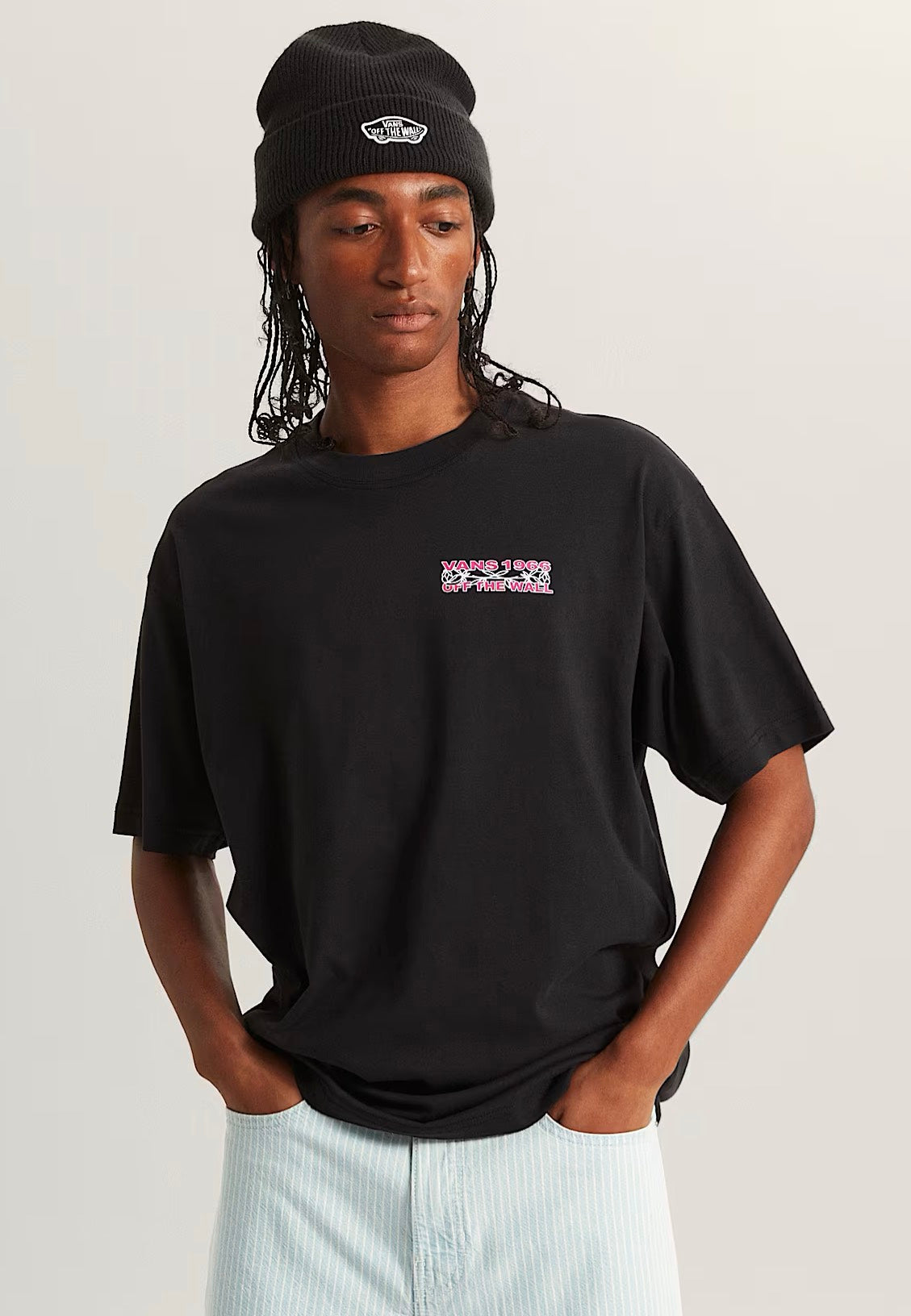 Vans - Barb Plate Loose Black - T-Shirt | Men-Image