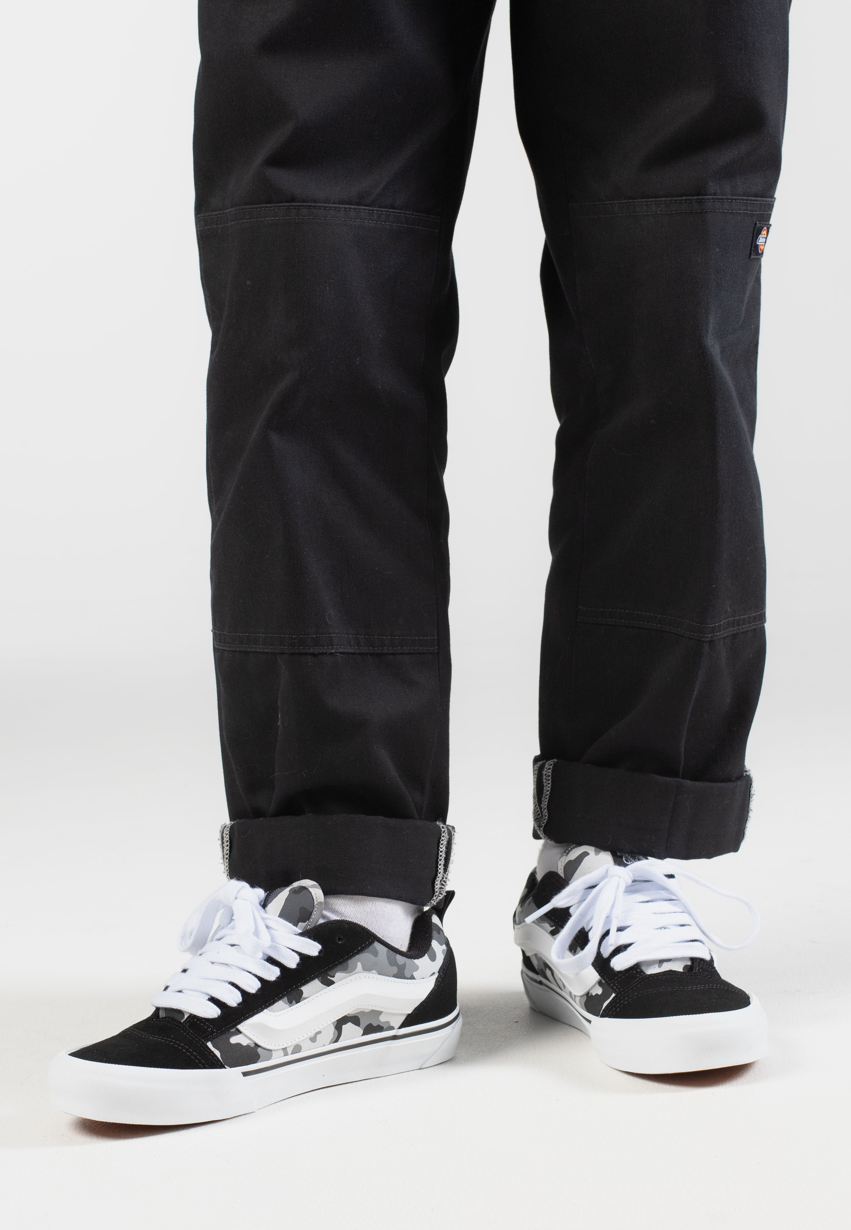 Vans - Knu Skool Camo Black/White - Shoes | Men-Image