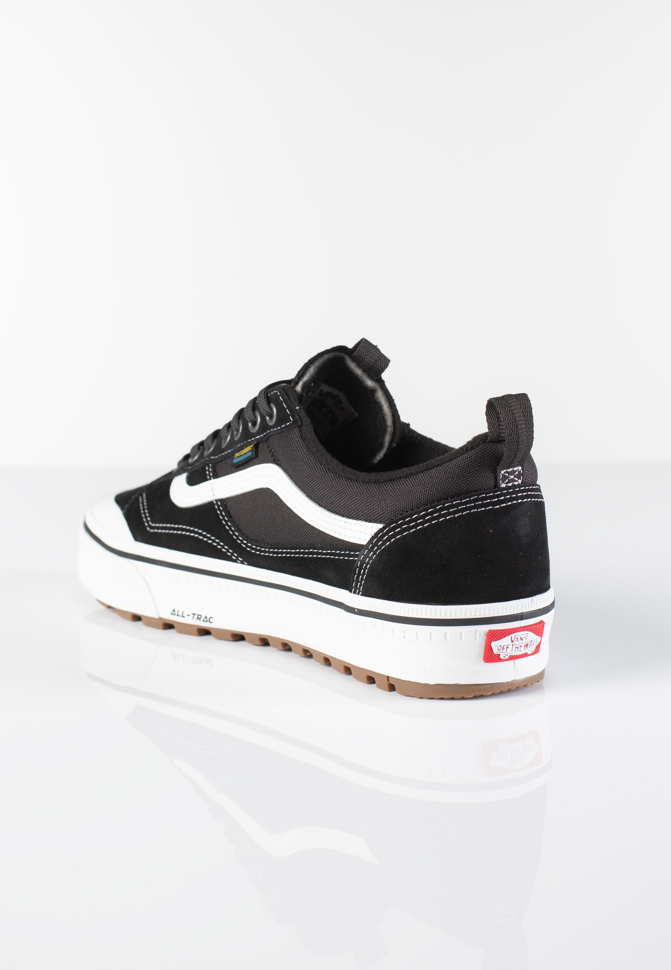 Vans - MTE Old Skool Waterproof Insulated Black/White - Shoes | Neutral-Image