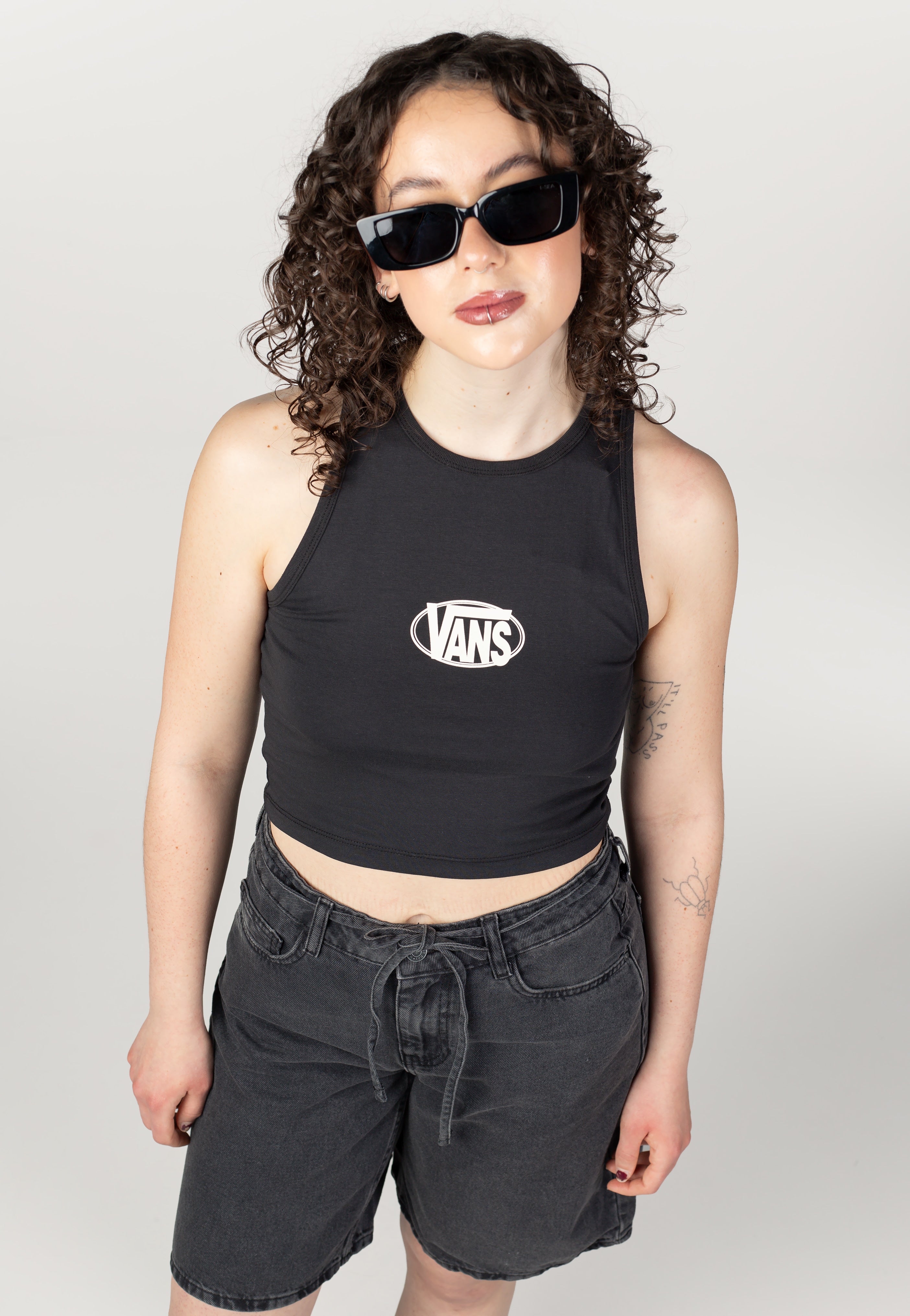 Vans - Oval Logo Black - Tank | Women-Image