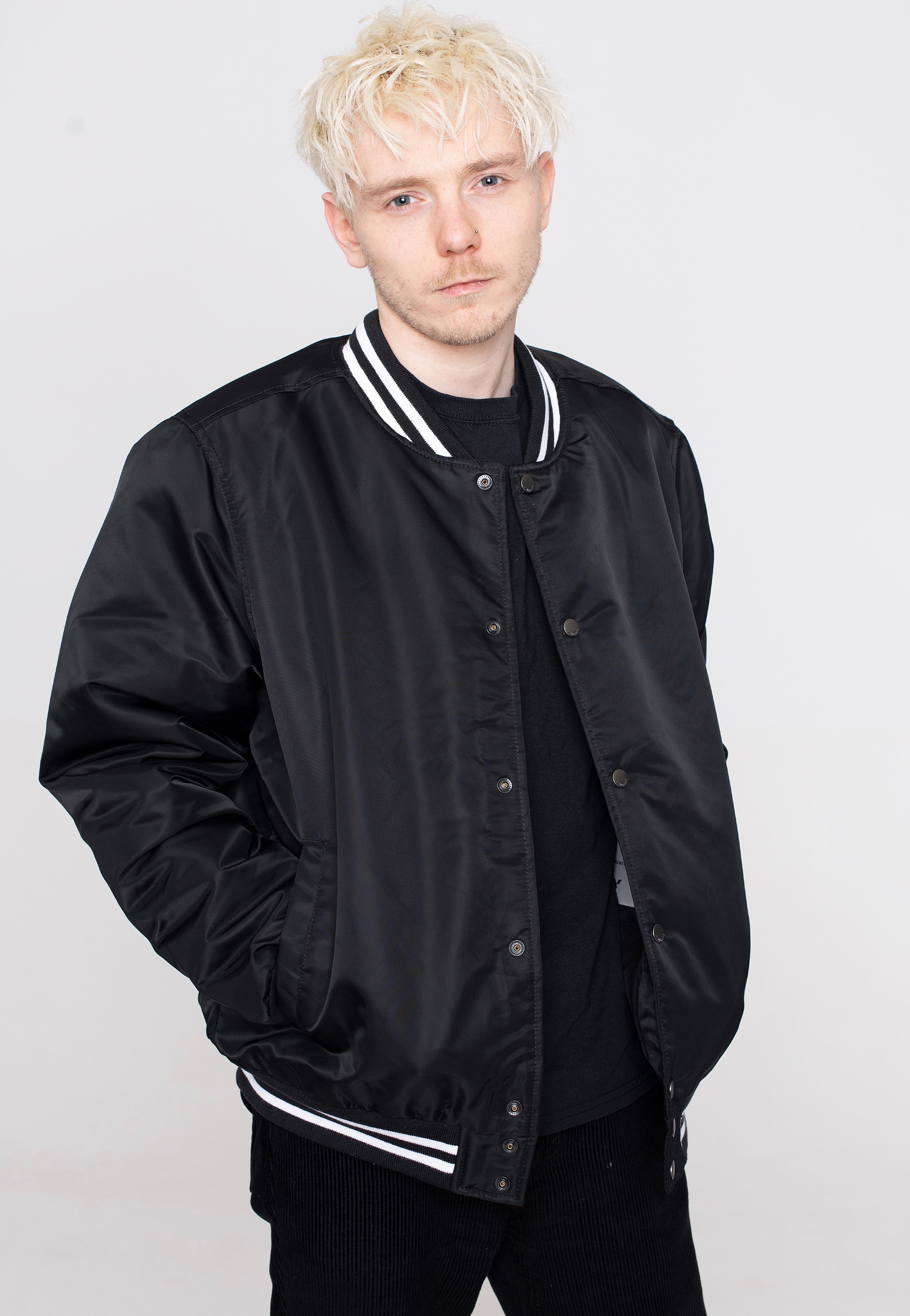 Vintage Industries - Chapman Black - College Jacket