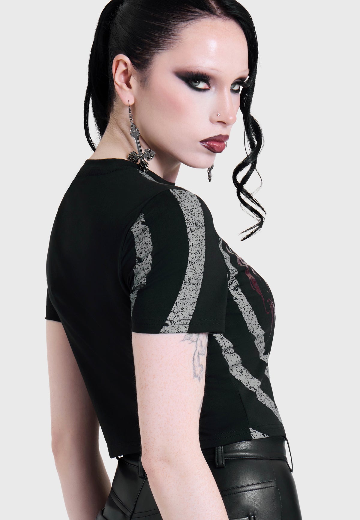 Killstar x Motionless in White Voices Spiral Crop Black Oberteil