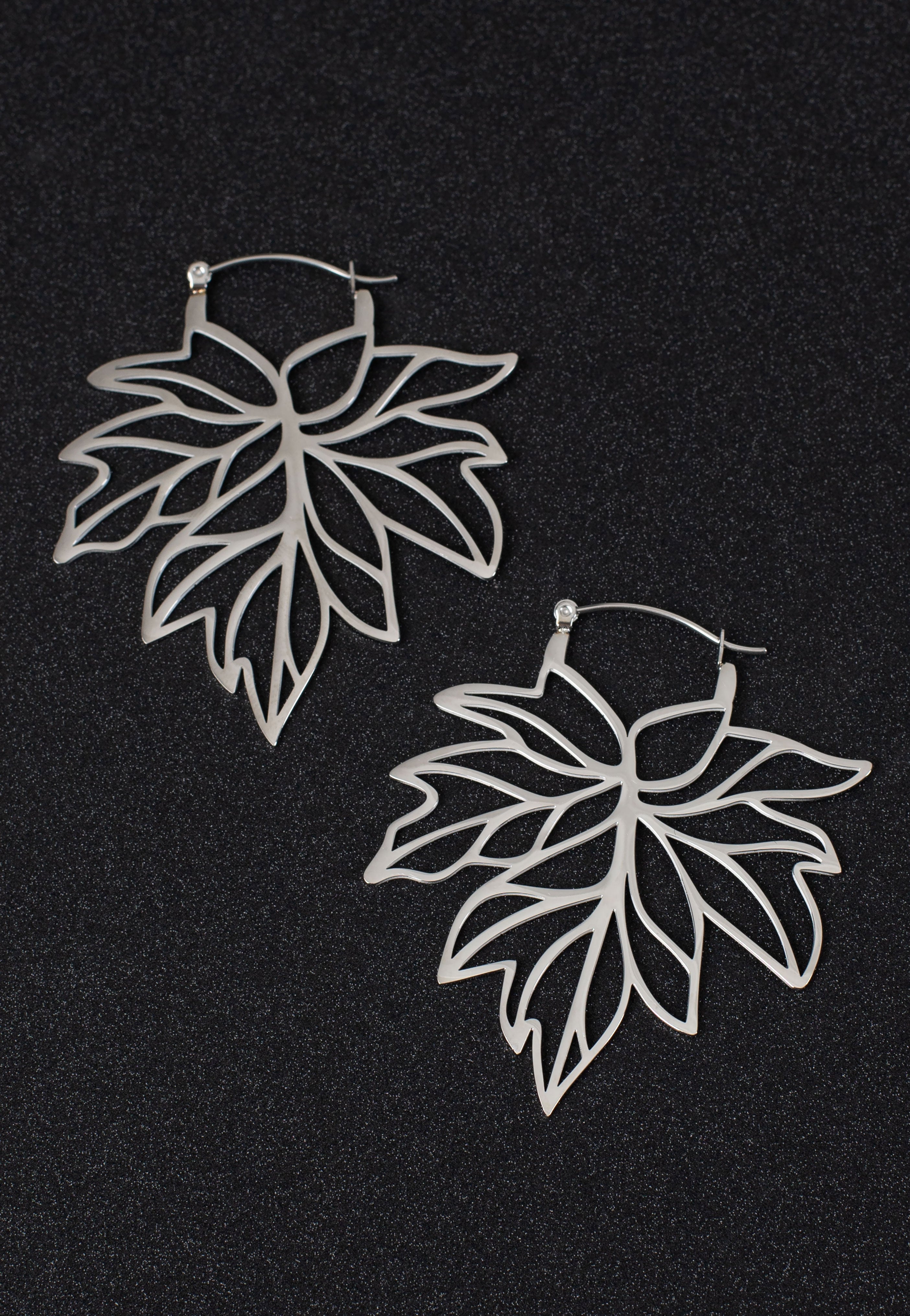 Wildcat - Autumn Leaf Silver - Earrings | Neutral-Image