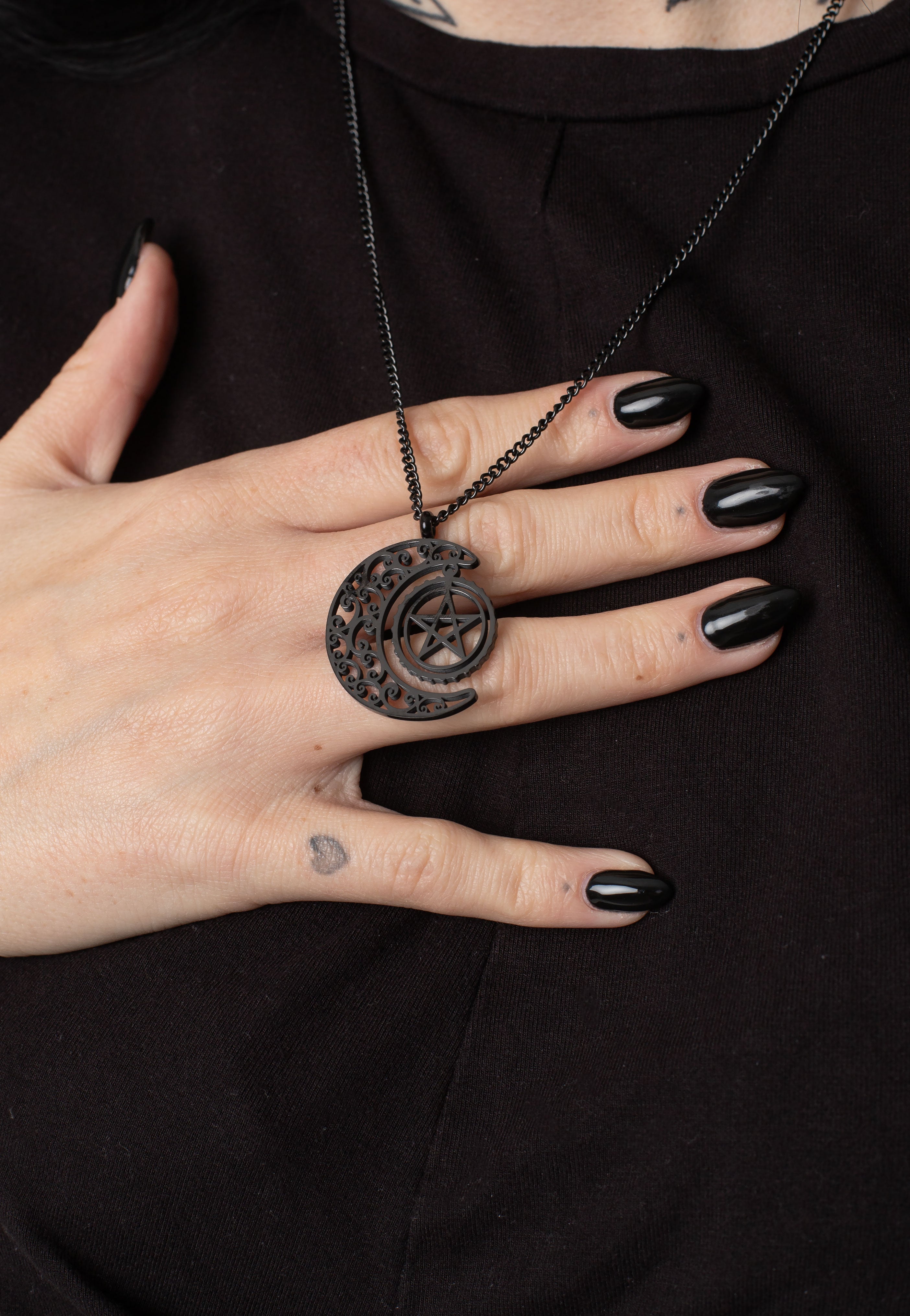 Wildcat - Protective Luna Black - Necklace | Neutral-Image