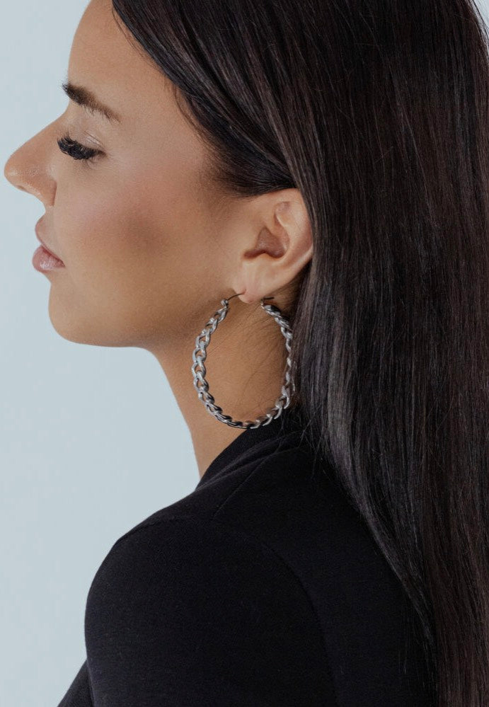 Wildcat - Curbchain Hoops Silver - Earrings | Neutral-Image