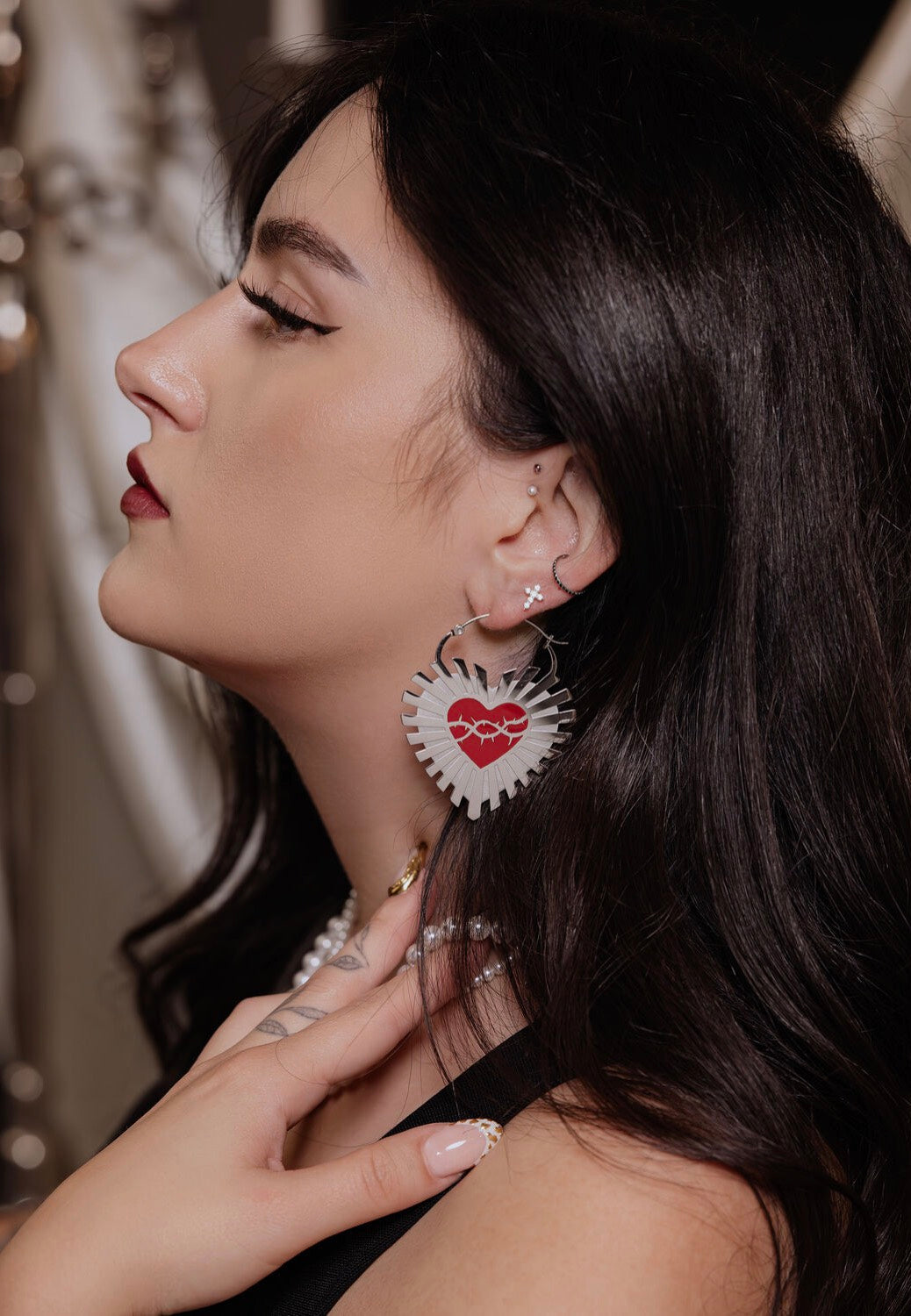 Wildcat - Barbed Wire Sacred Heart Silver - Earrings | Neutral-Image