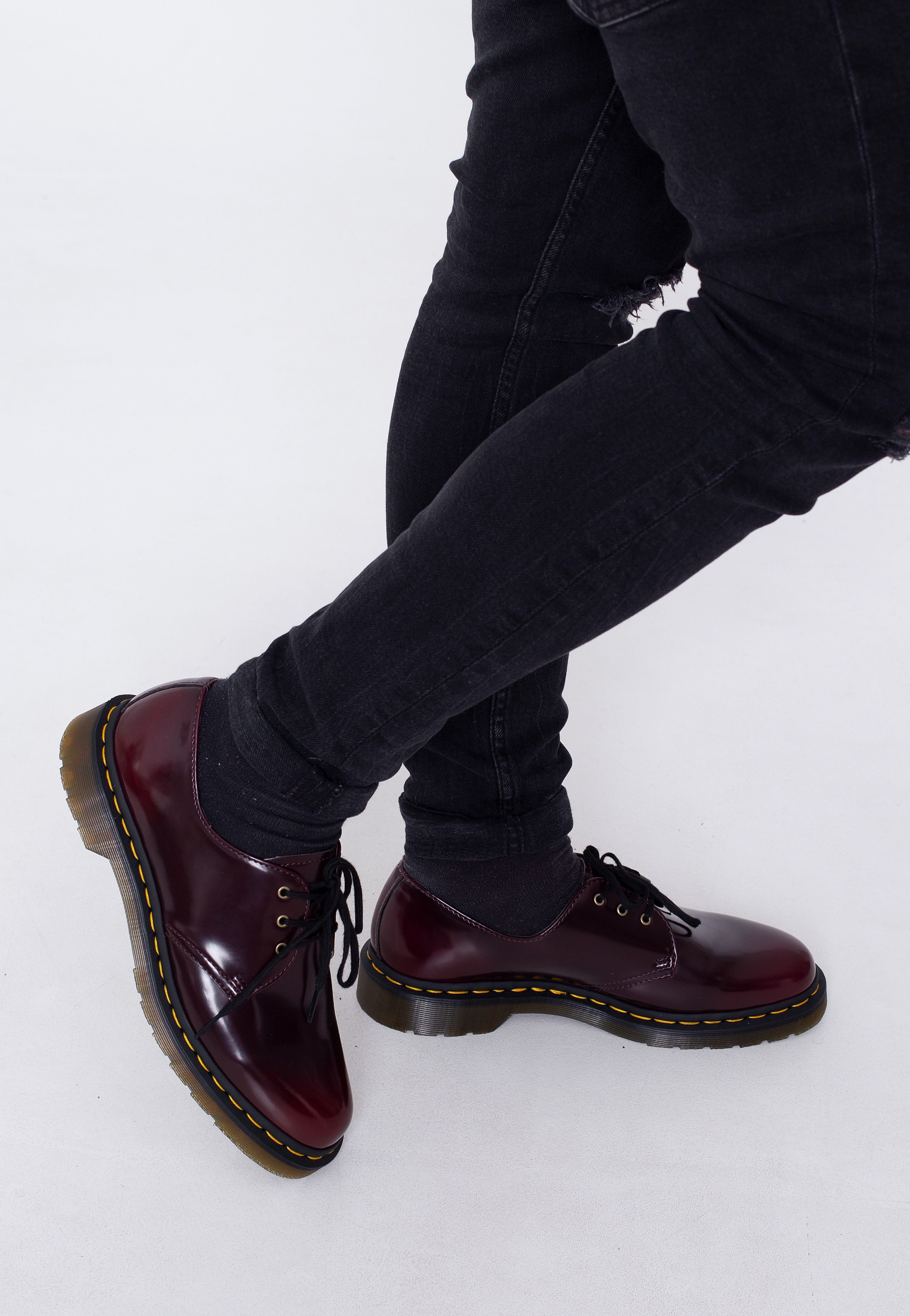 Dr. Martens - Vegan 1461 Cherry Red Oxford Rub Off - Shoes